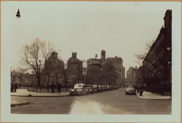 Manhattan: Washington Square North - University Place, 1933–1940
