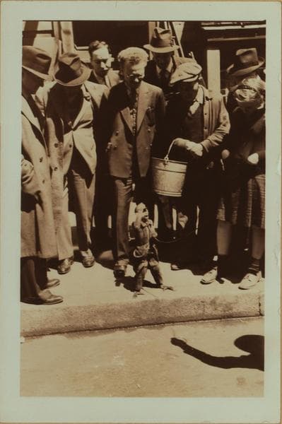 Street scenes - Miscellaneous., 1937