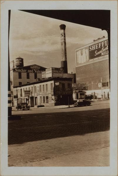 Manhattan: Broadway - St. Clair Place, 1938