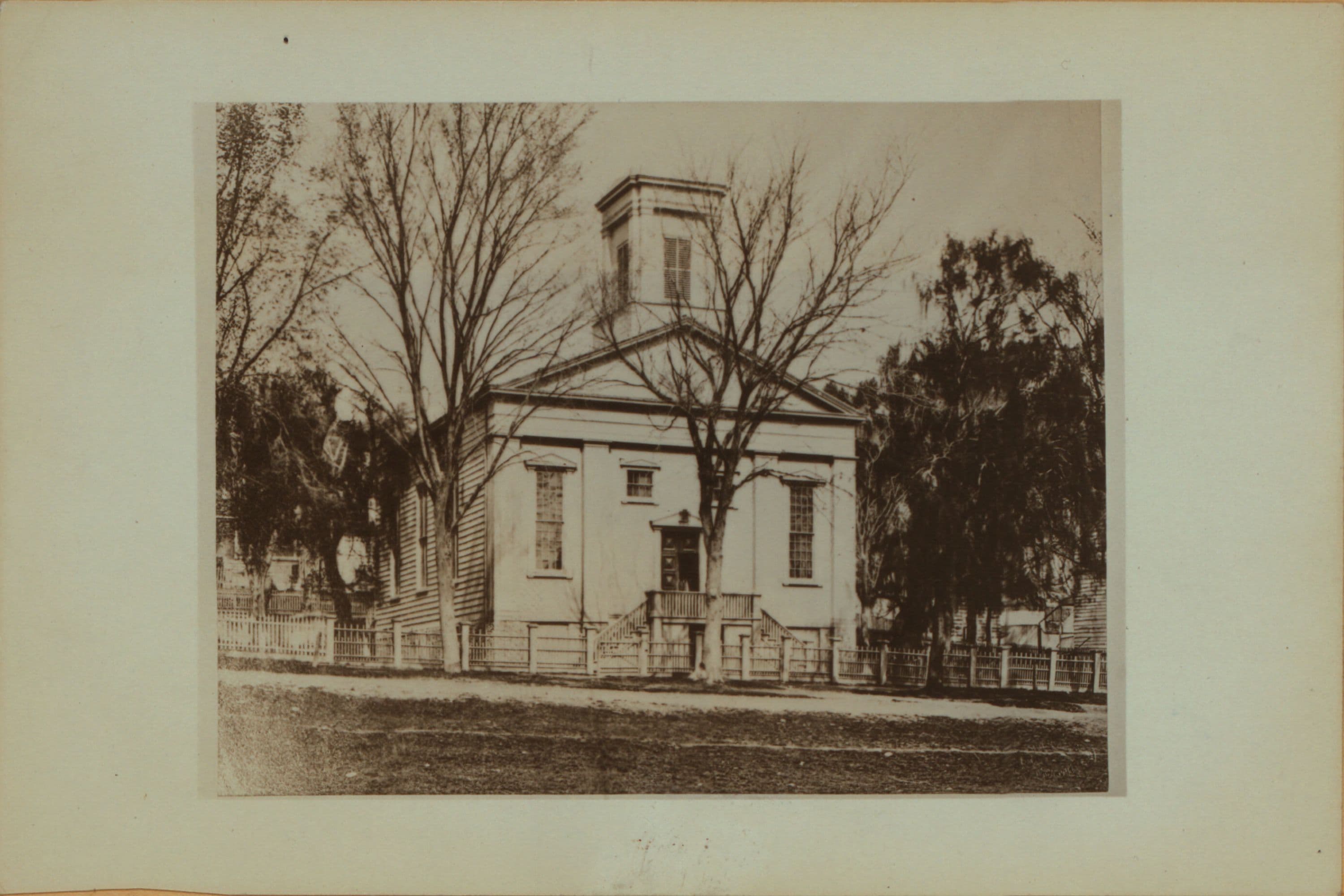 Richmond: St. Pauls Avenue - Paxton Street