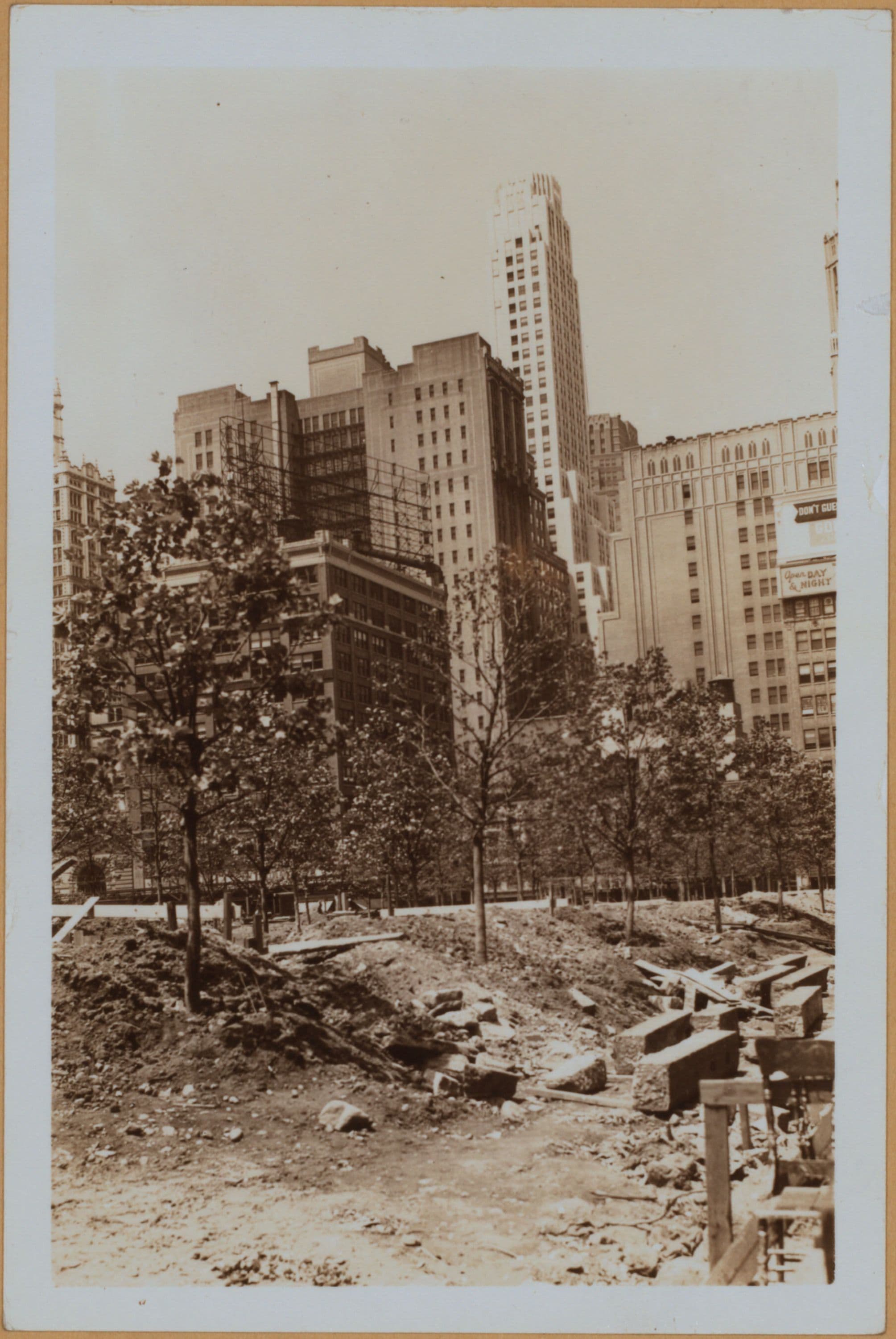 Manhattan: 42nd Street (West) - 6th Avenue