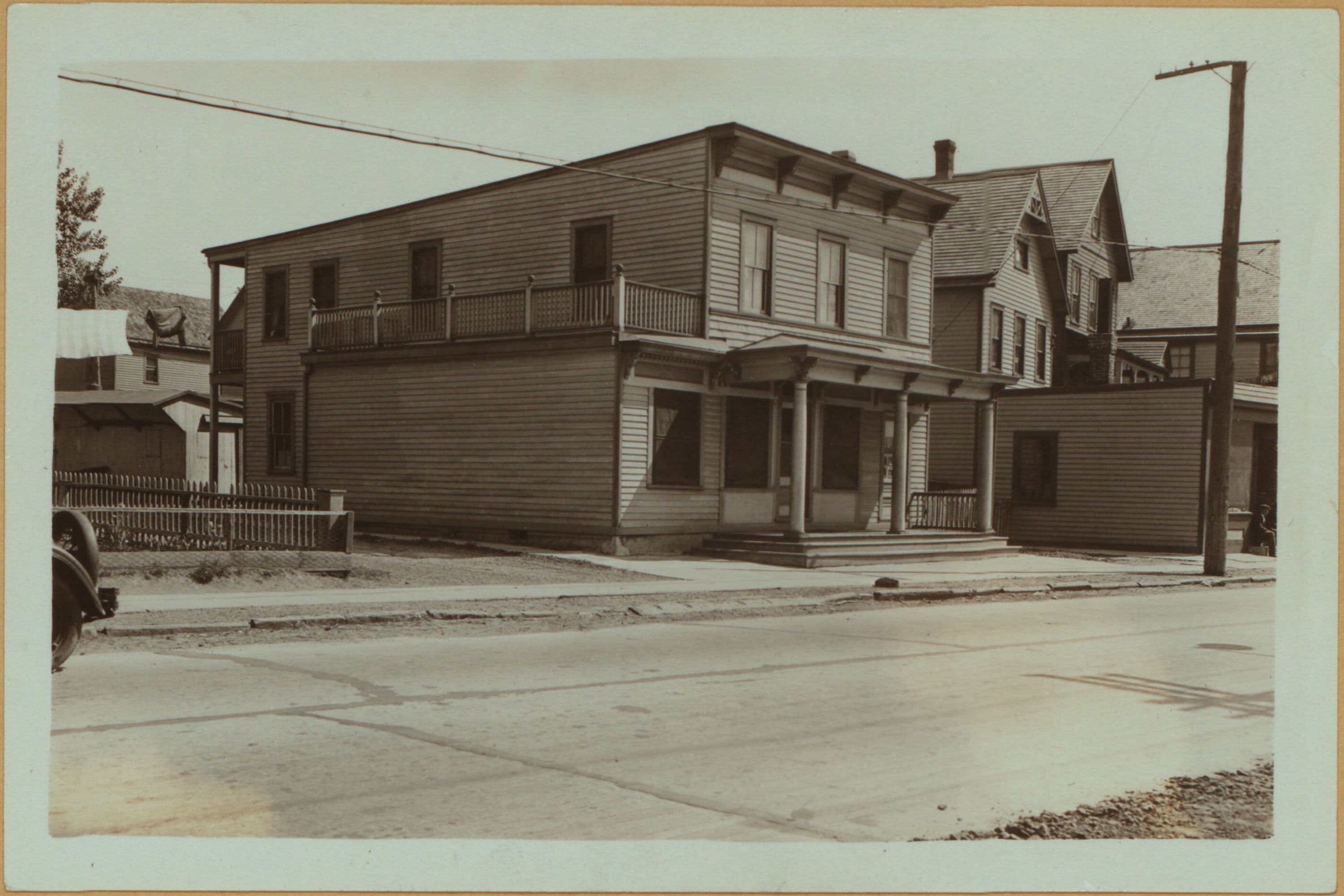 Richmond: Victory Boulevard - Burke Avenue