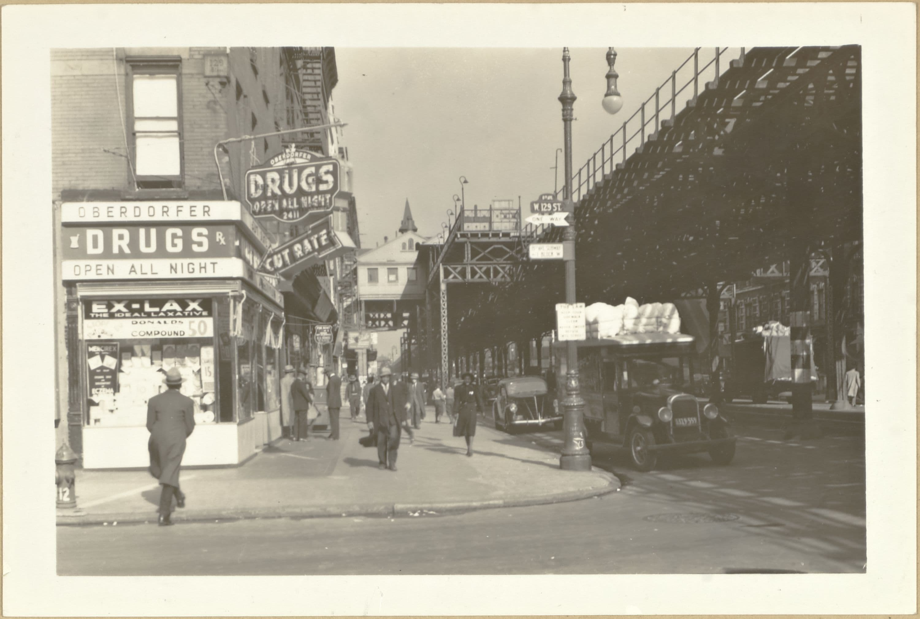 Manhattan: 8th Avenue - 129th Street (West), 1940–1941