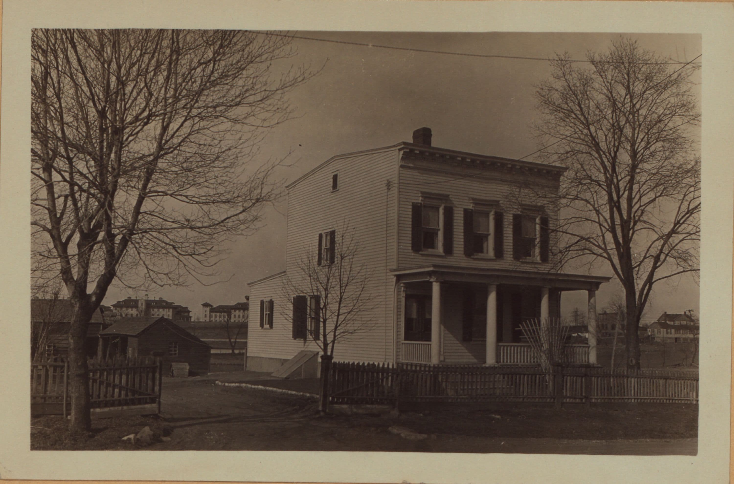 Queens: 70th Road - 153rd Street