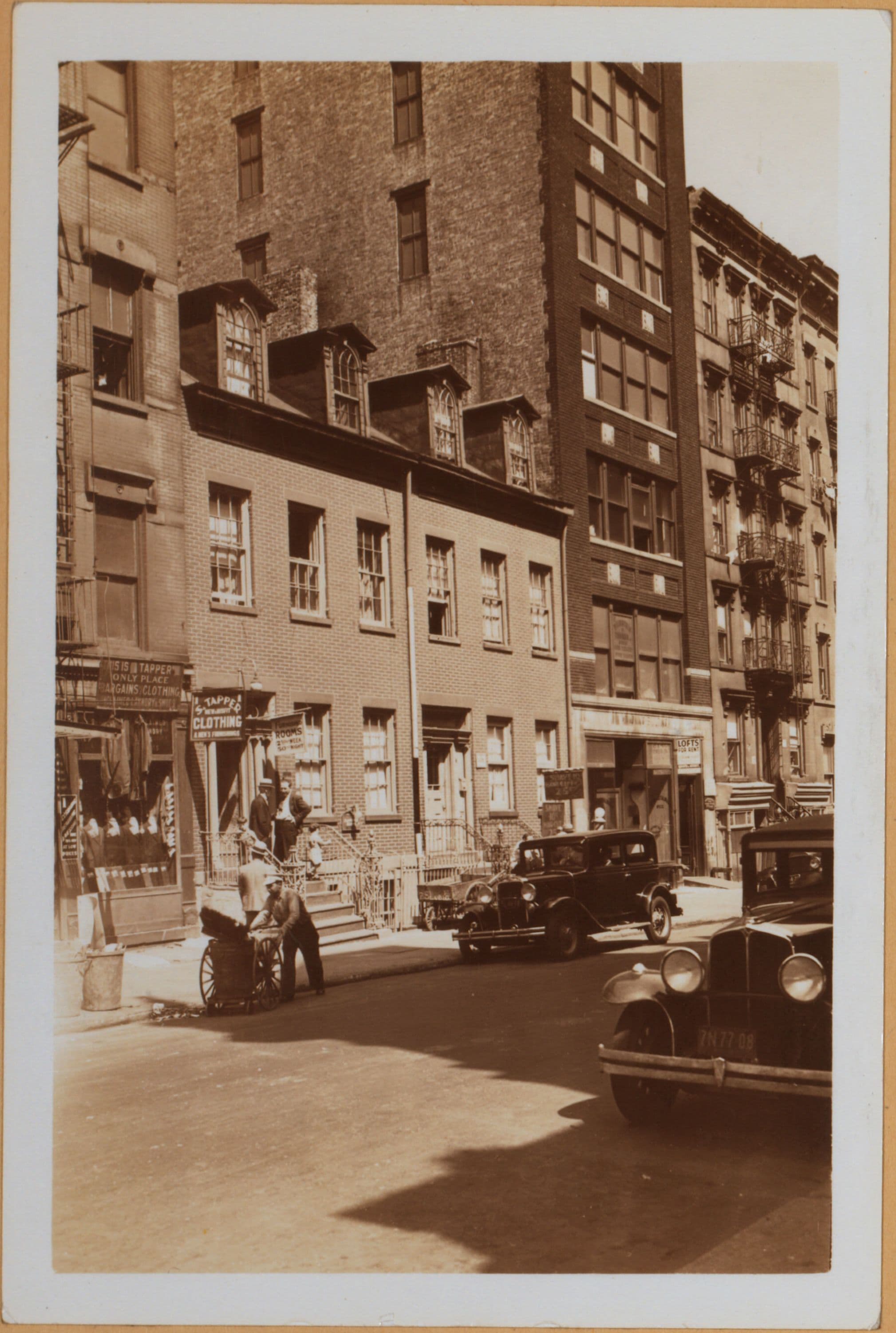 Manhattan: 3rd Street (East) - Bowery