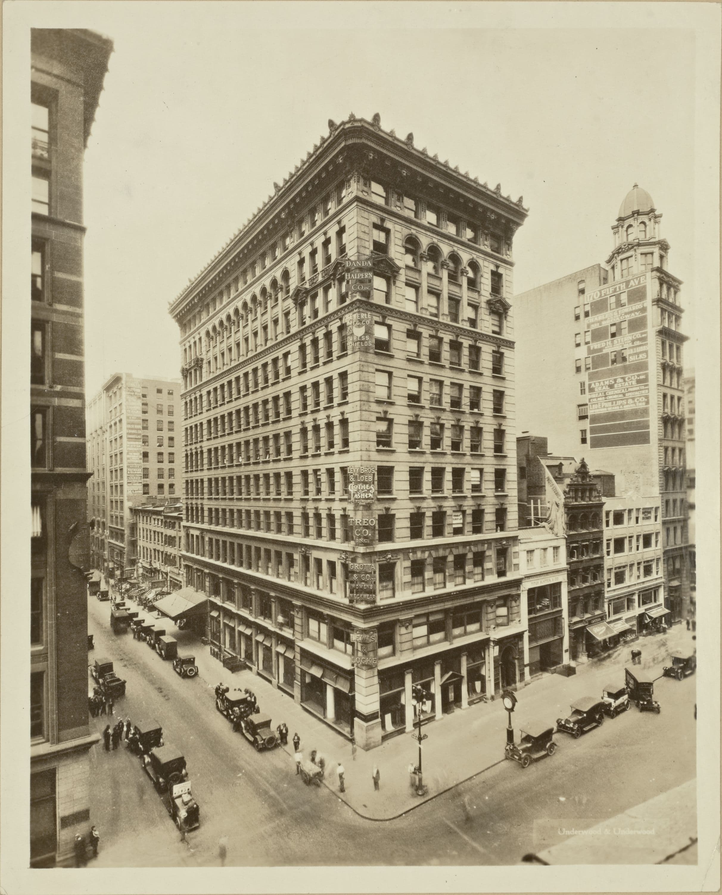 Manhattan: 5th Avenue - 21st Street