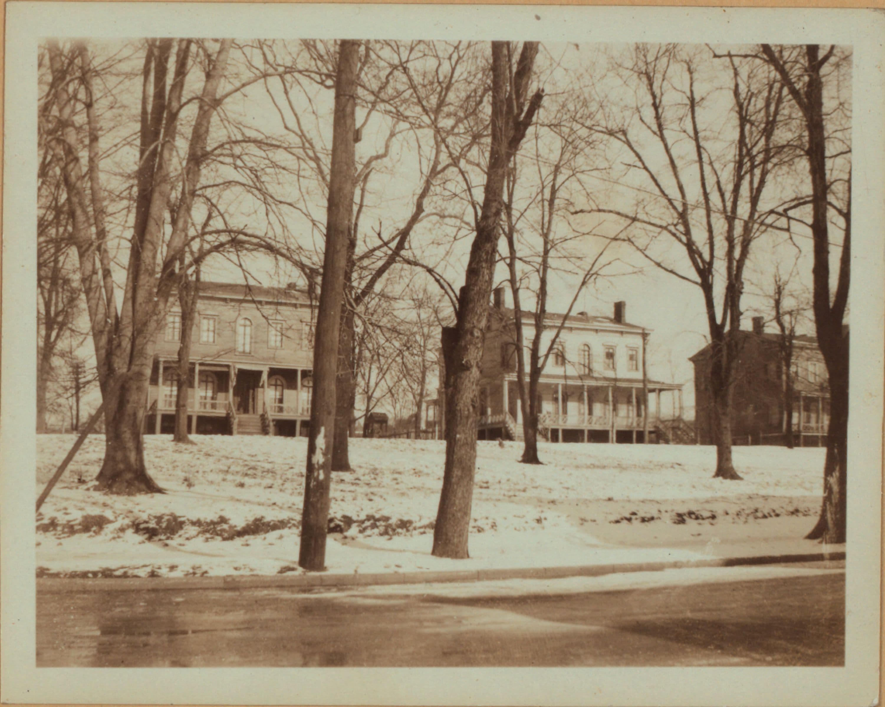 Queens: Broadway - St. James Avenue