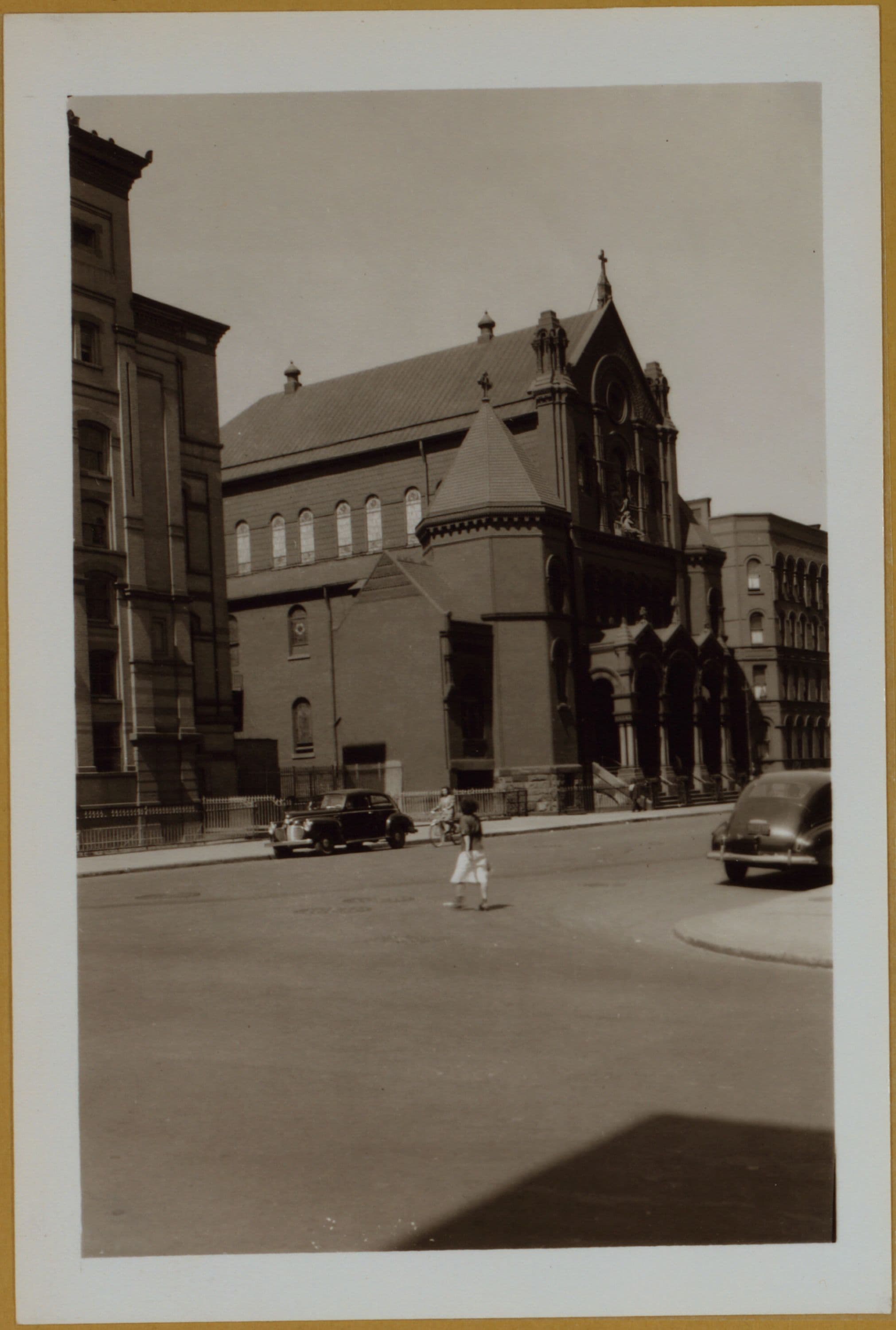 Manhattan: 106th Street - Lexington Avenue, 1942