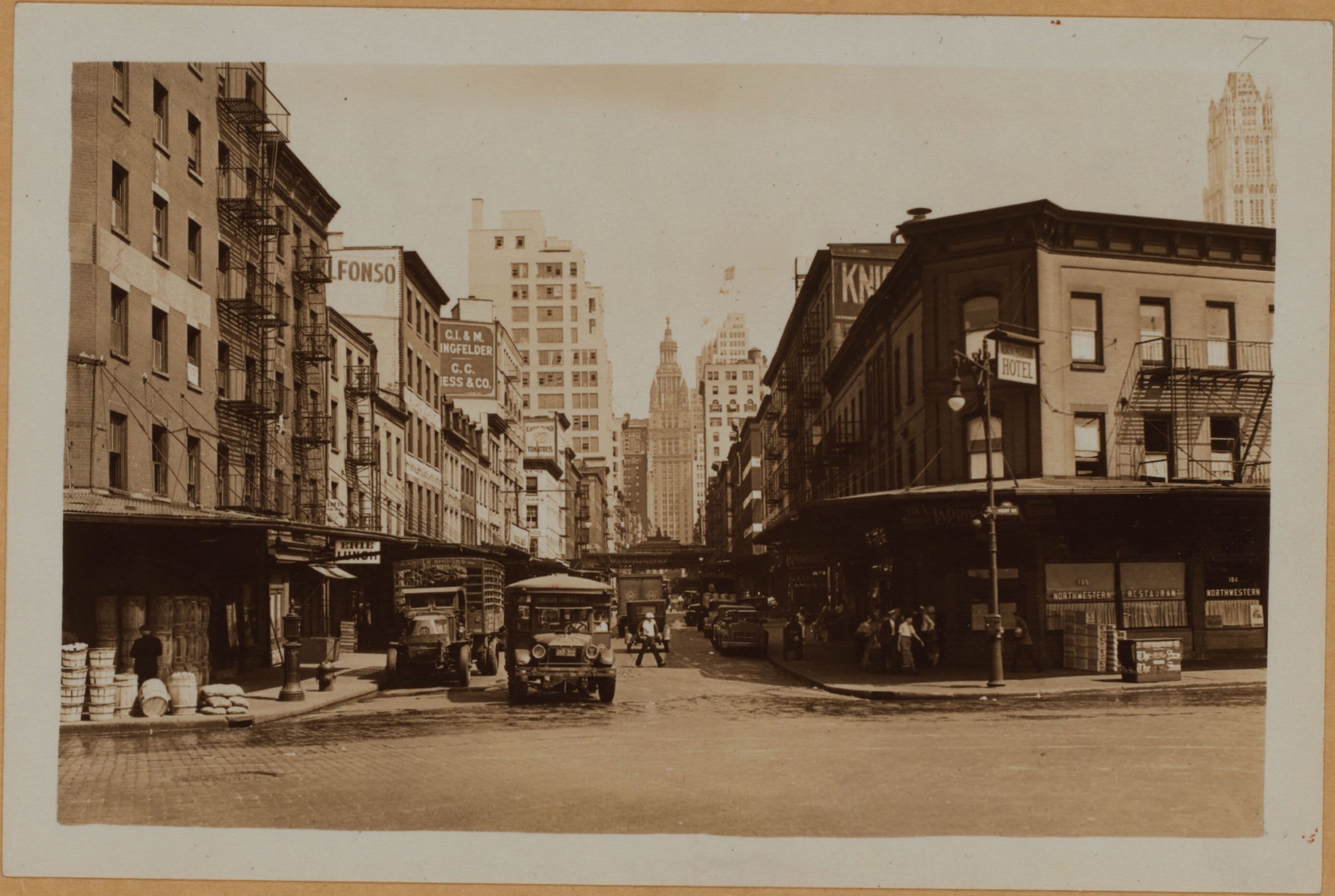 Manhattan: Chambers Street - West Street