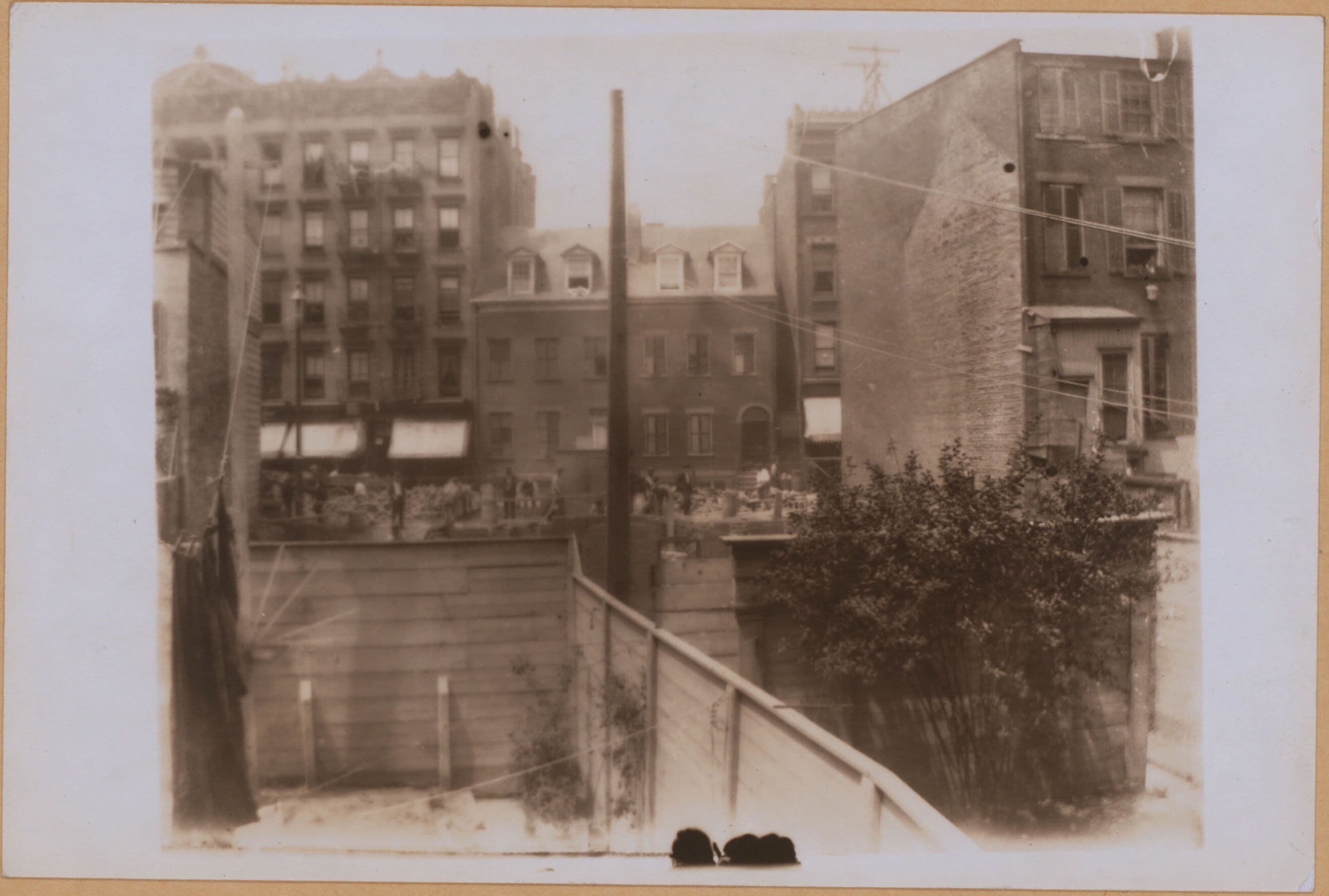 Manhattan: Christopher Street - Bleecker Street