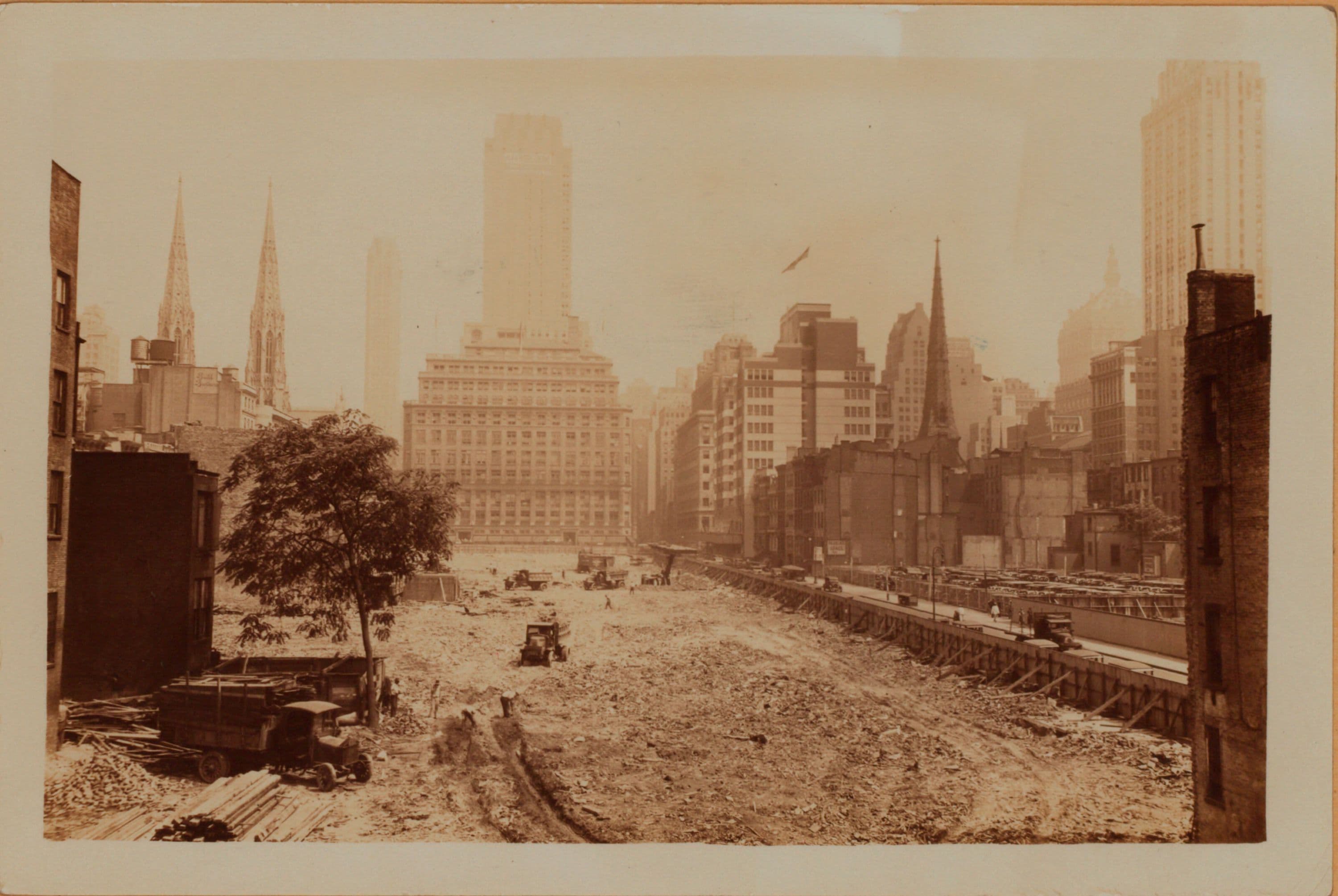 Manhattan: 6th Avenue - 49th Street (West)