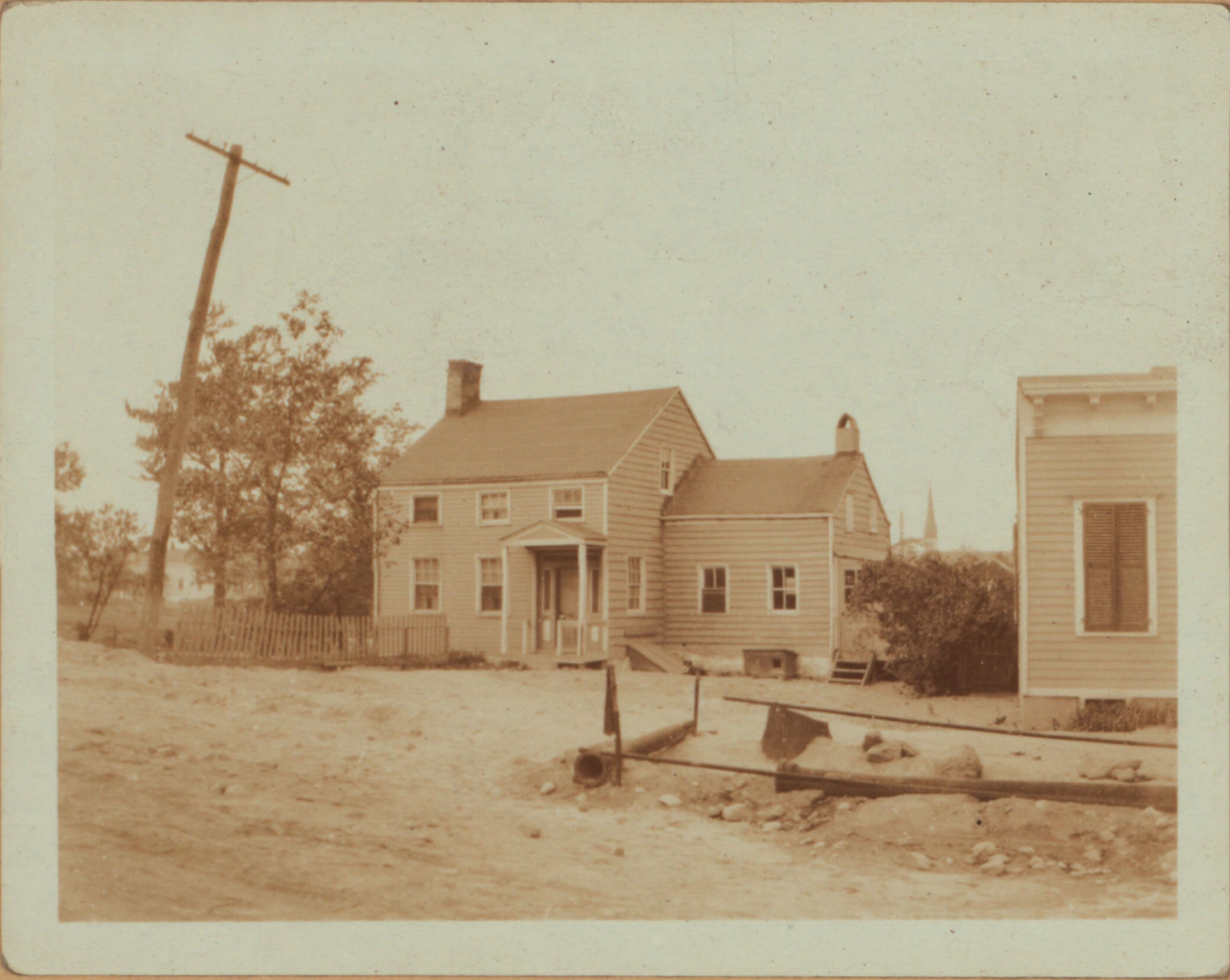 Queens: Calamus Avenue - 70th Street