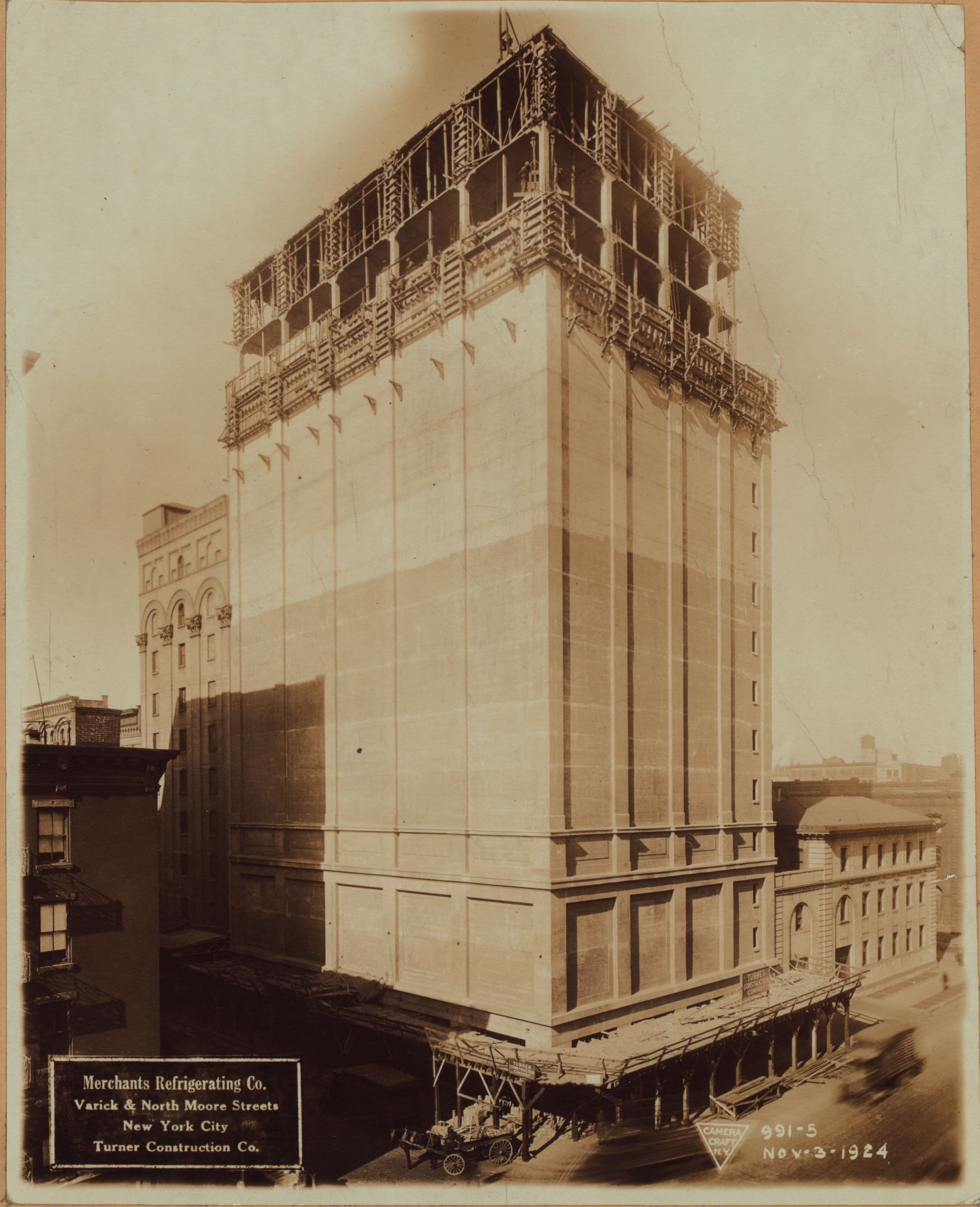 Manhattan: Varick Street - North Moore Street