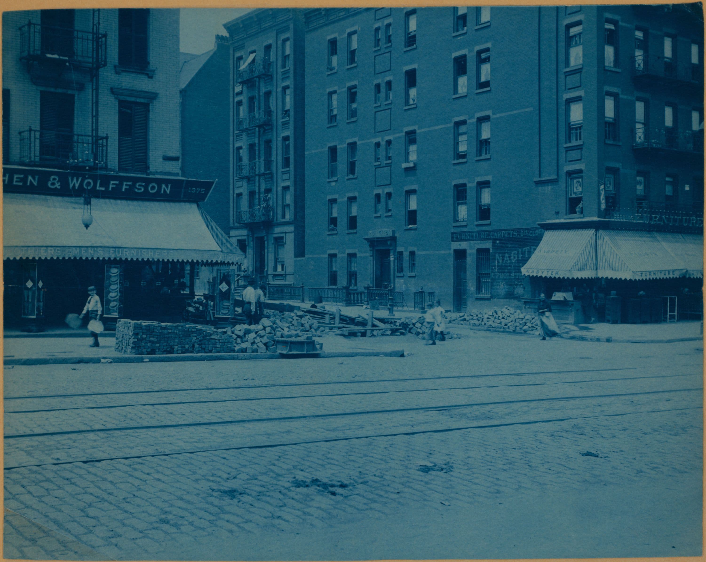 Manhattan: 1st Ave. - 74th St.