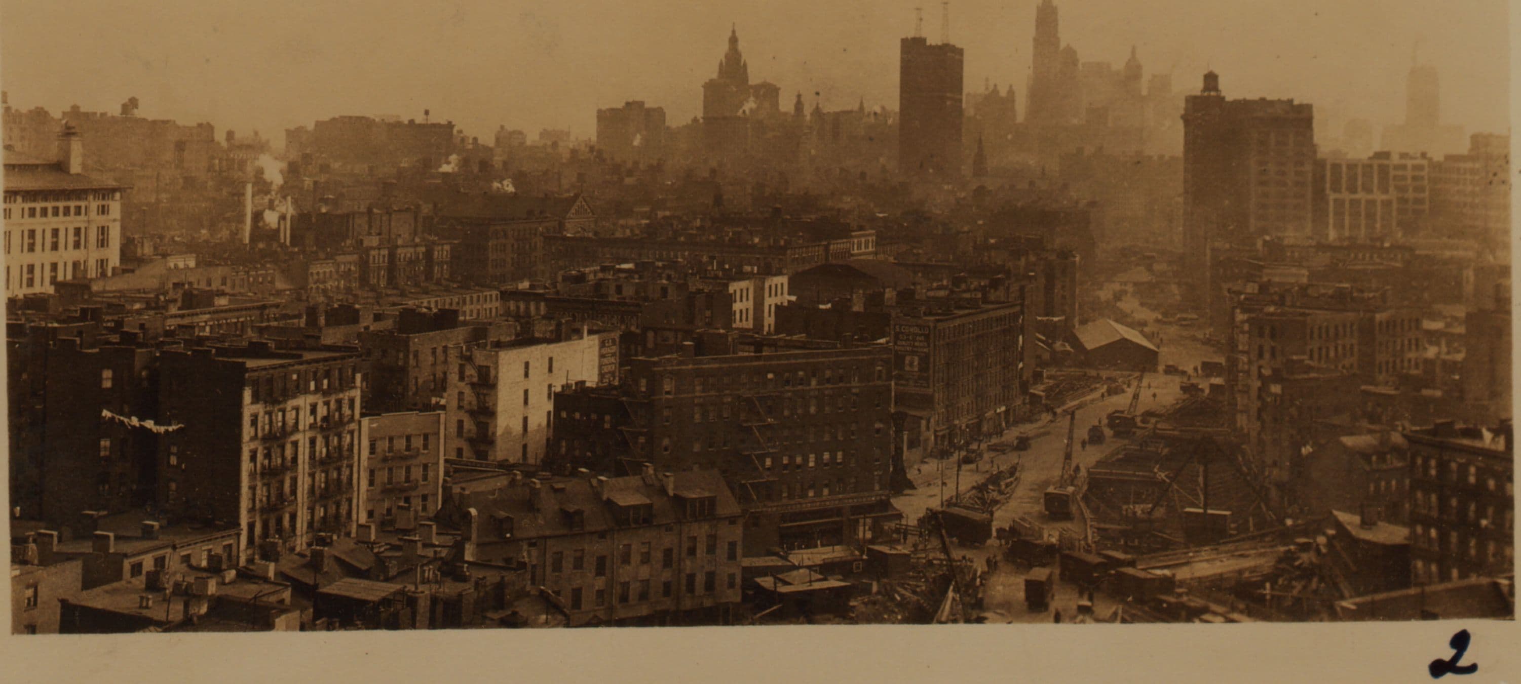 Manhattan : 6th Avenue - 4th Street.