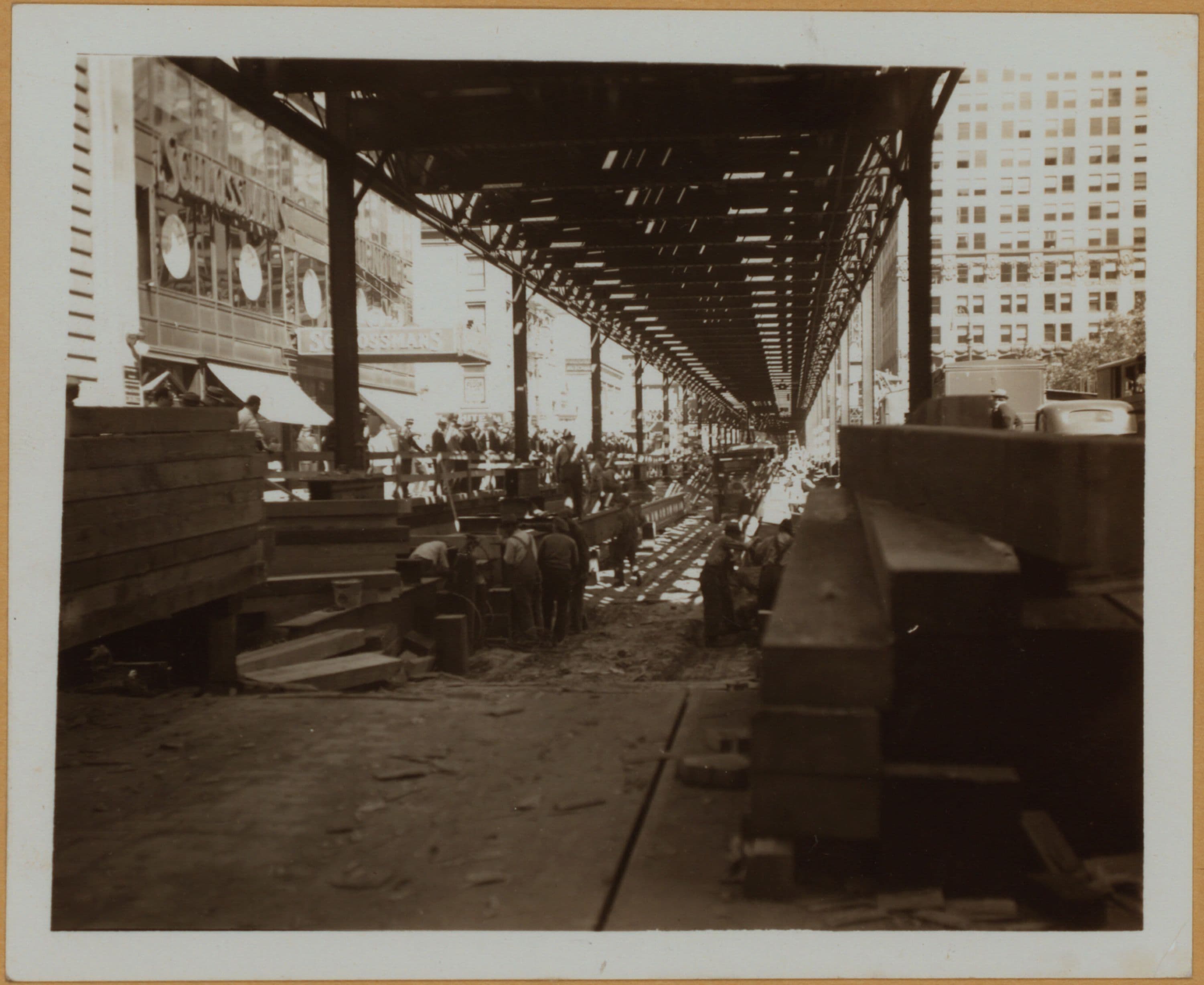 Manhattan: 6th Avenue - 40th Street (West)