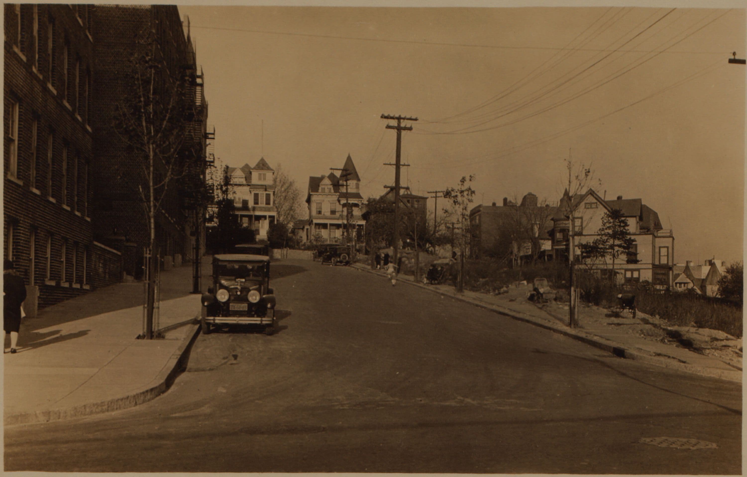 Manhattan: Jacobus Place - Leyden Street