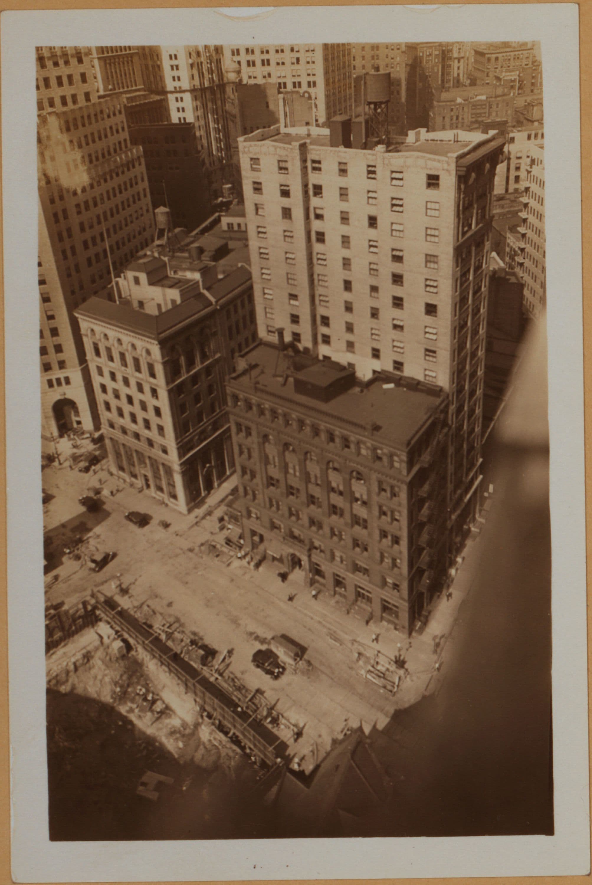 Manhattan: Broad Street - Pearl Street