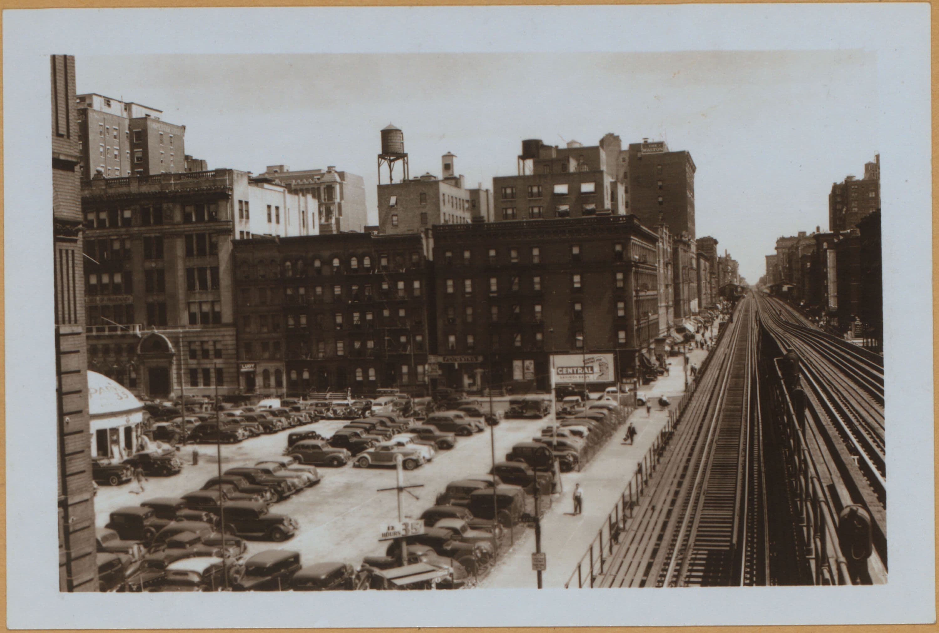 Manhattan: Columbus Avenue - 67th Street (West), 1940–1941