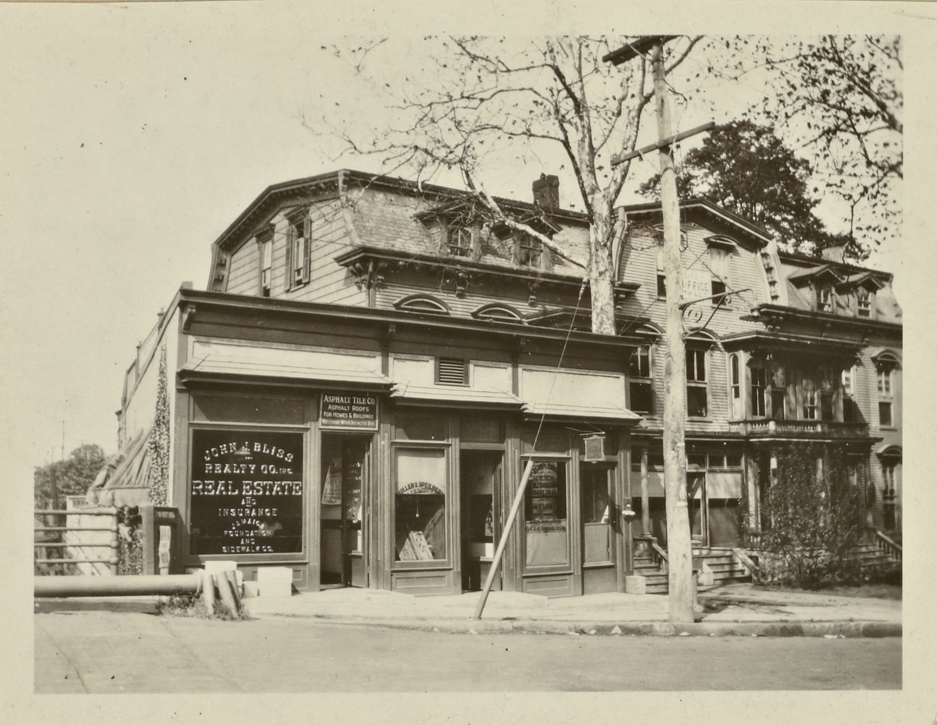 Queens: Union Hall Street - Jamaica Avenue