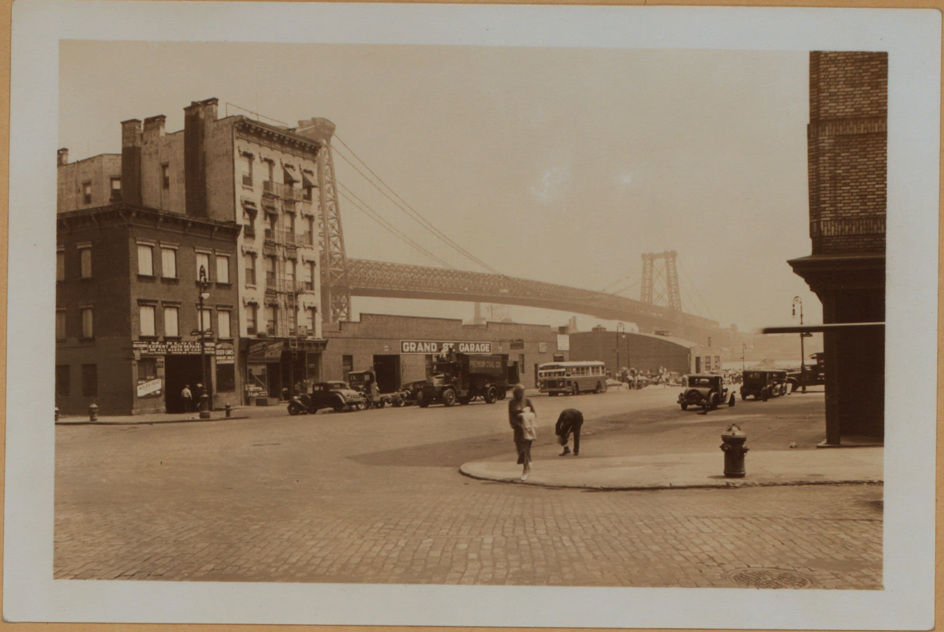 Manhattan: Grand Street - Mangin Street