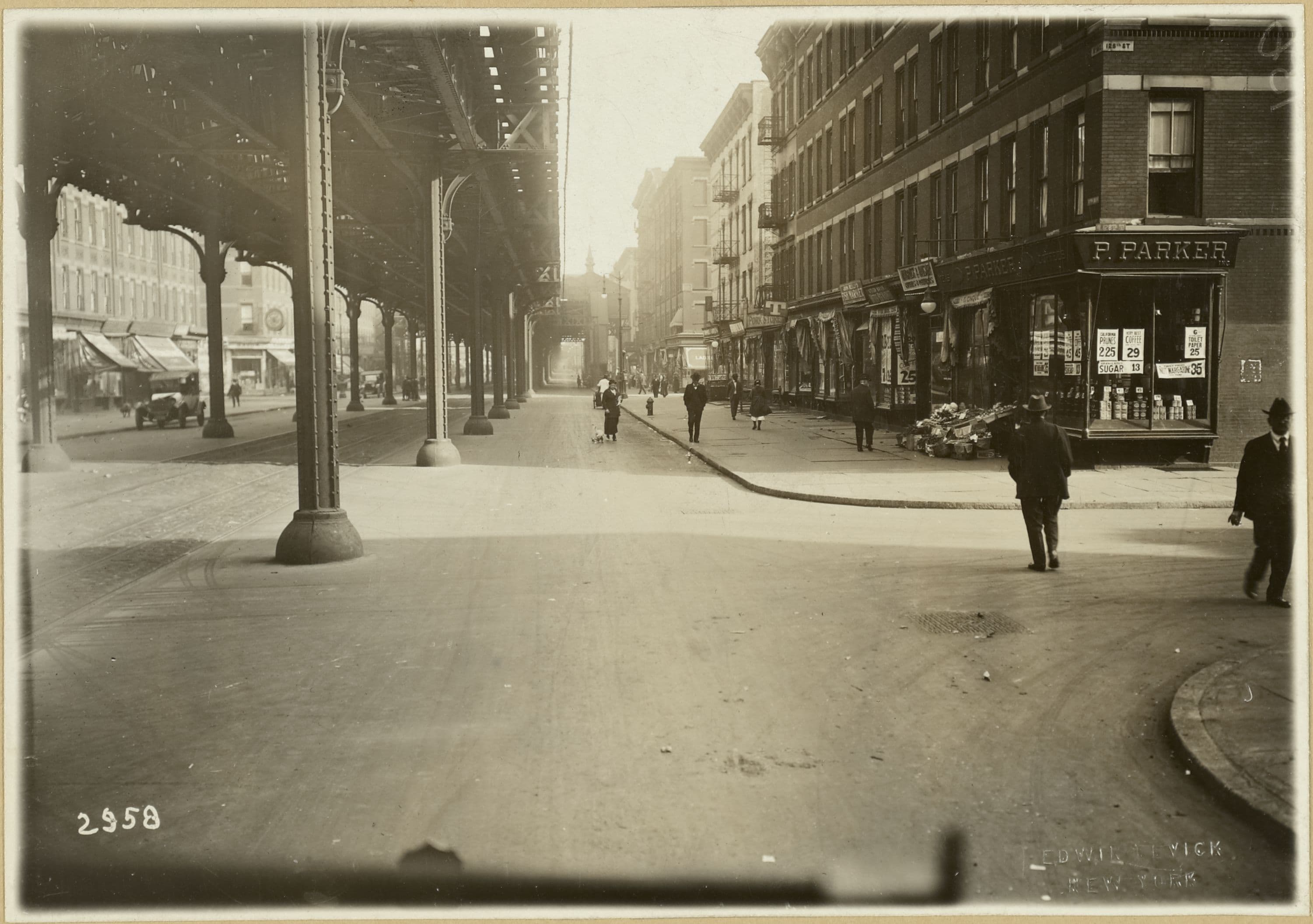 Manhattan: 8th Avenue - 128th Street