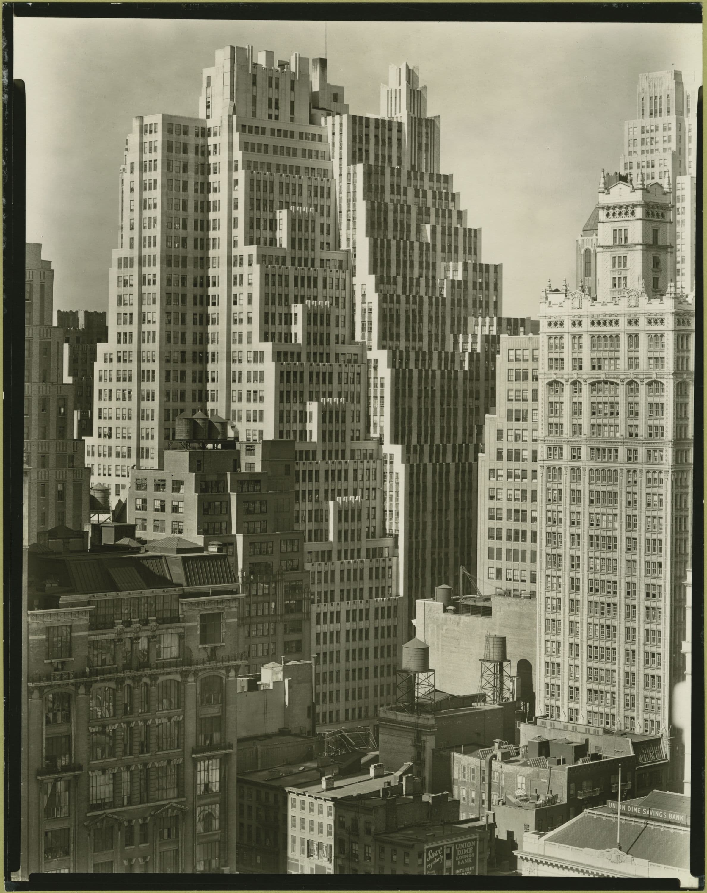 Manhattan: 40th Street (West) - 6th Avenue.