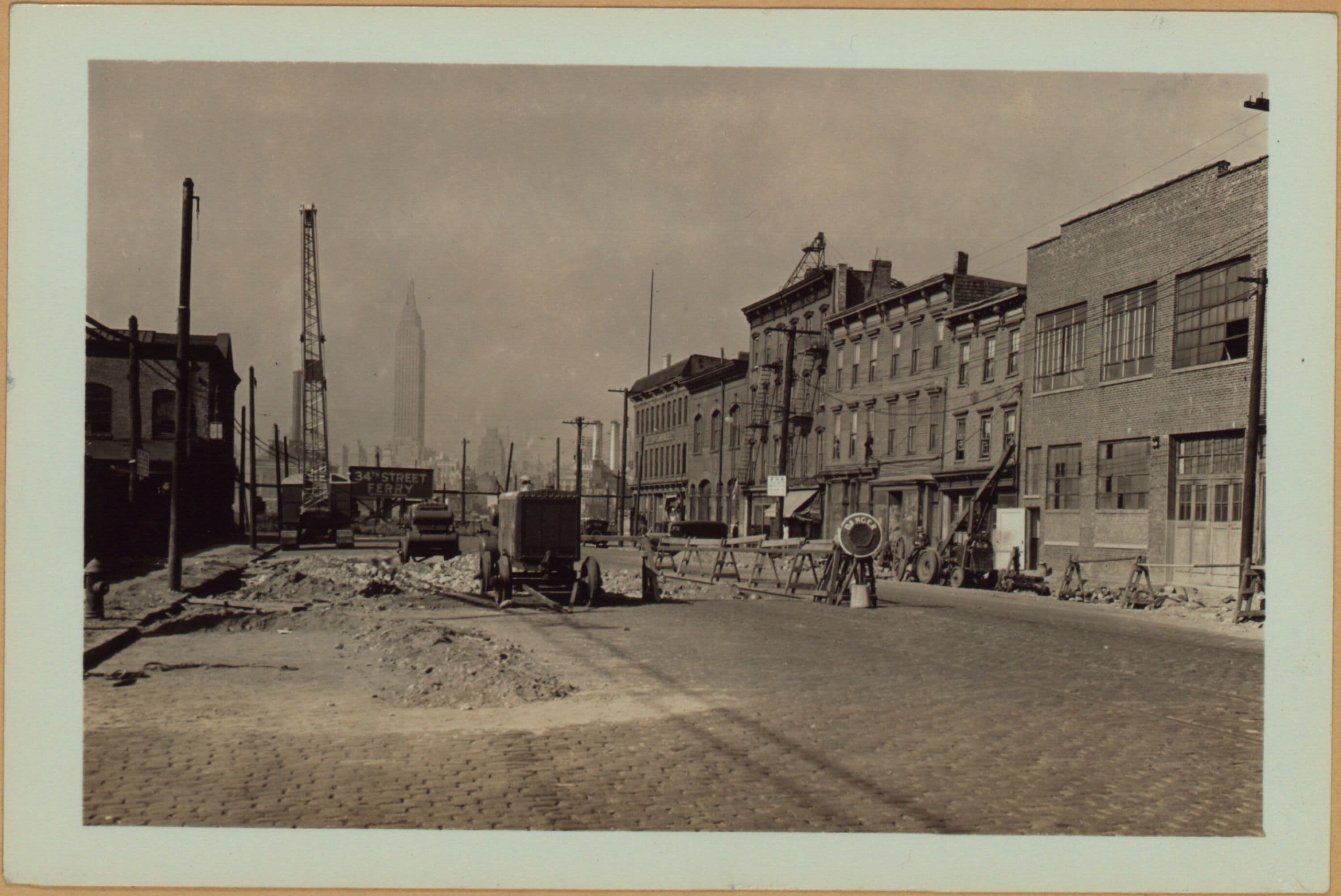 Queens: Borden Avenue - 5th Street