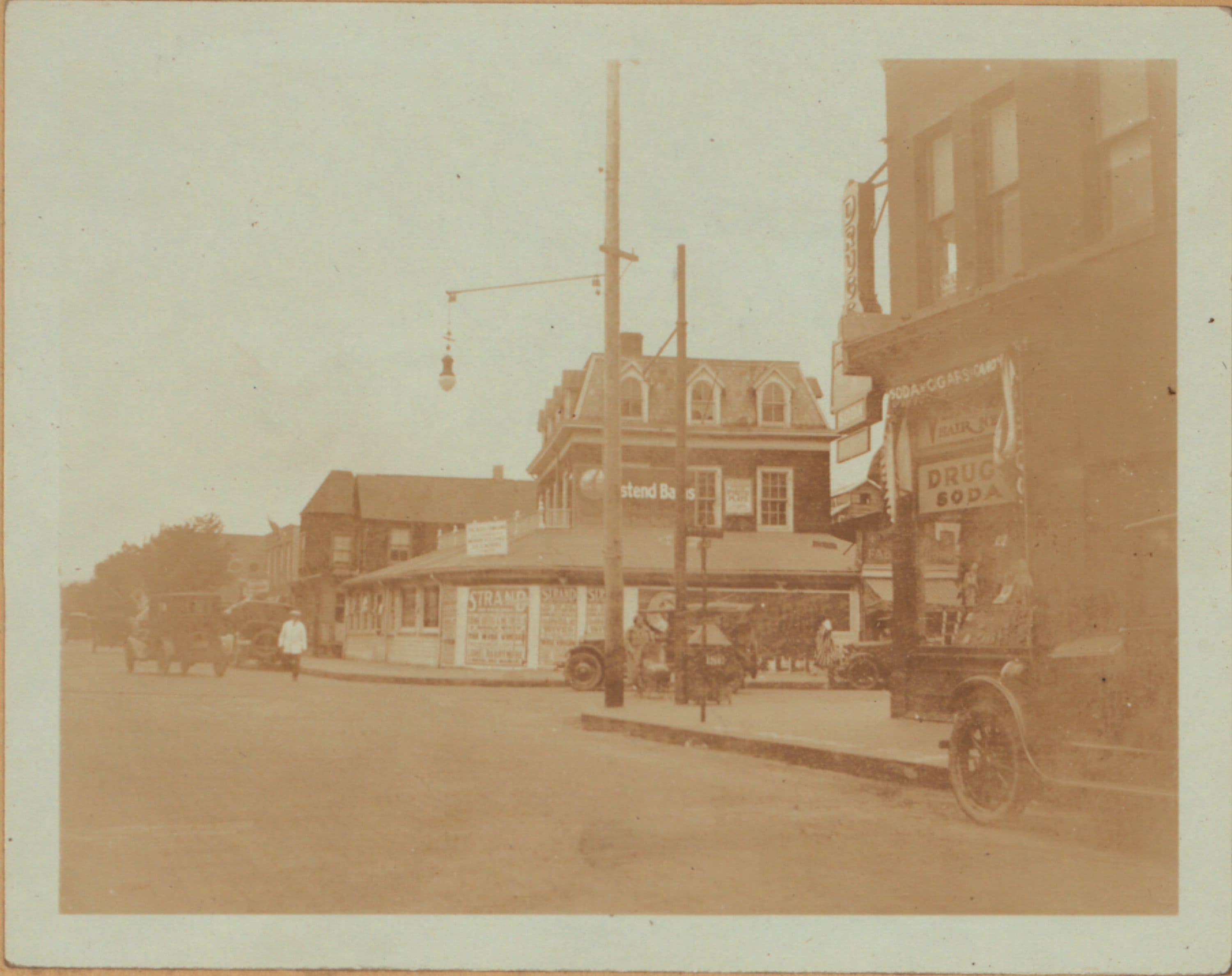 Queens: Cornaga Avenue - Beach 20th Street