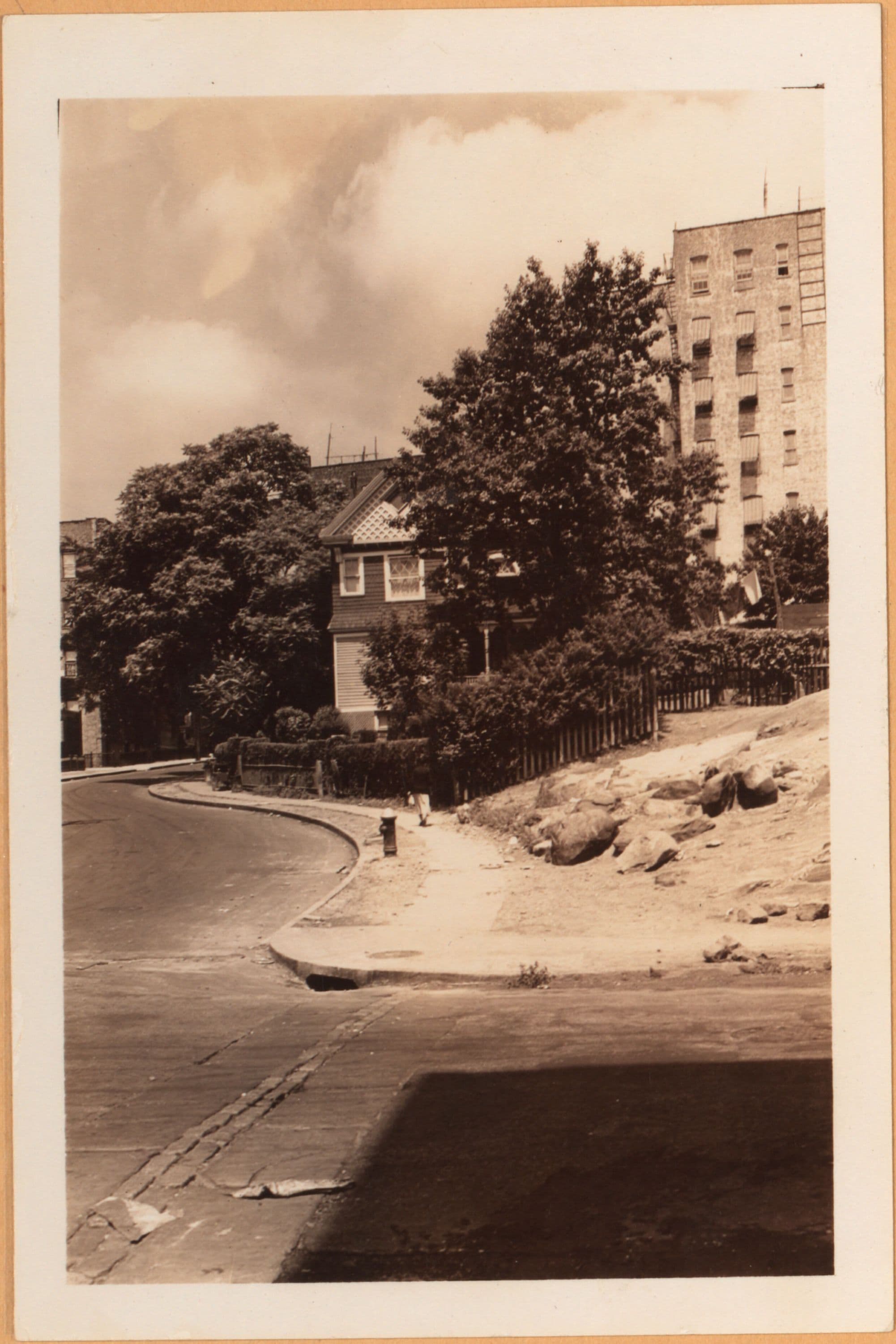 Bronx: 195th Street (East) - Decatur Avenue
