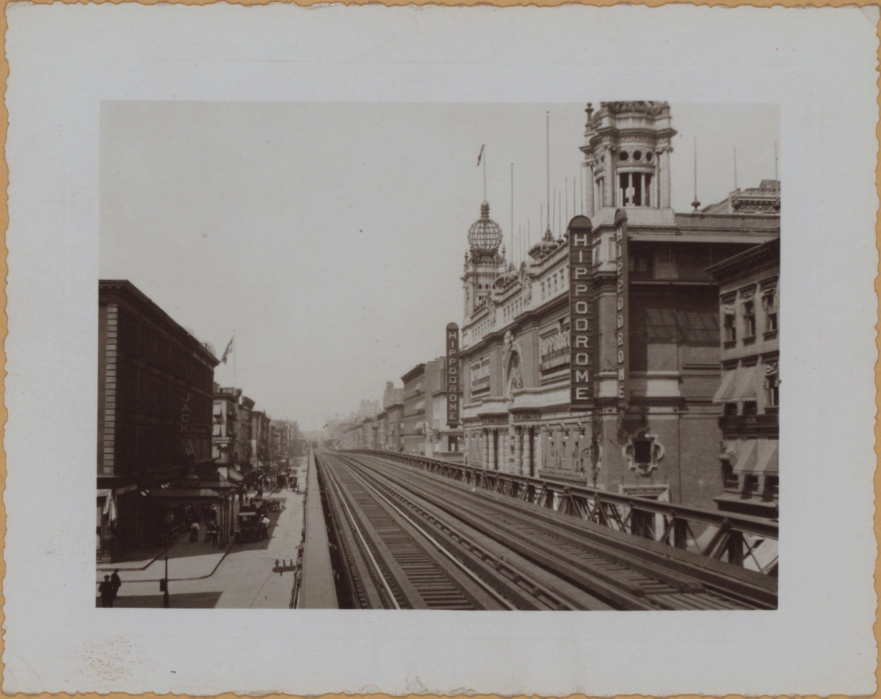 Manhattan: 6th Avenue - 43rd Street