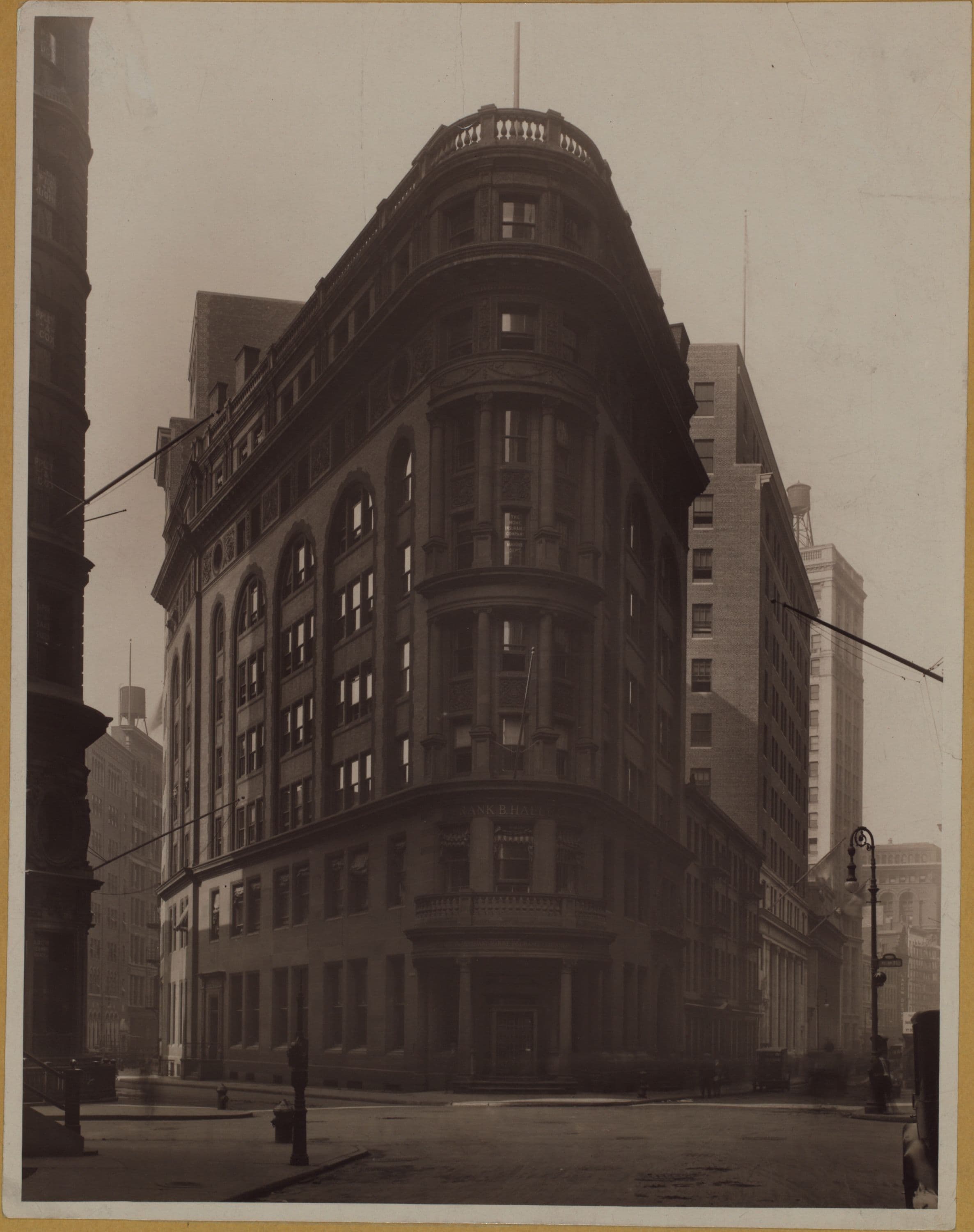Manhattan: South William Street - Beaver Street