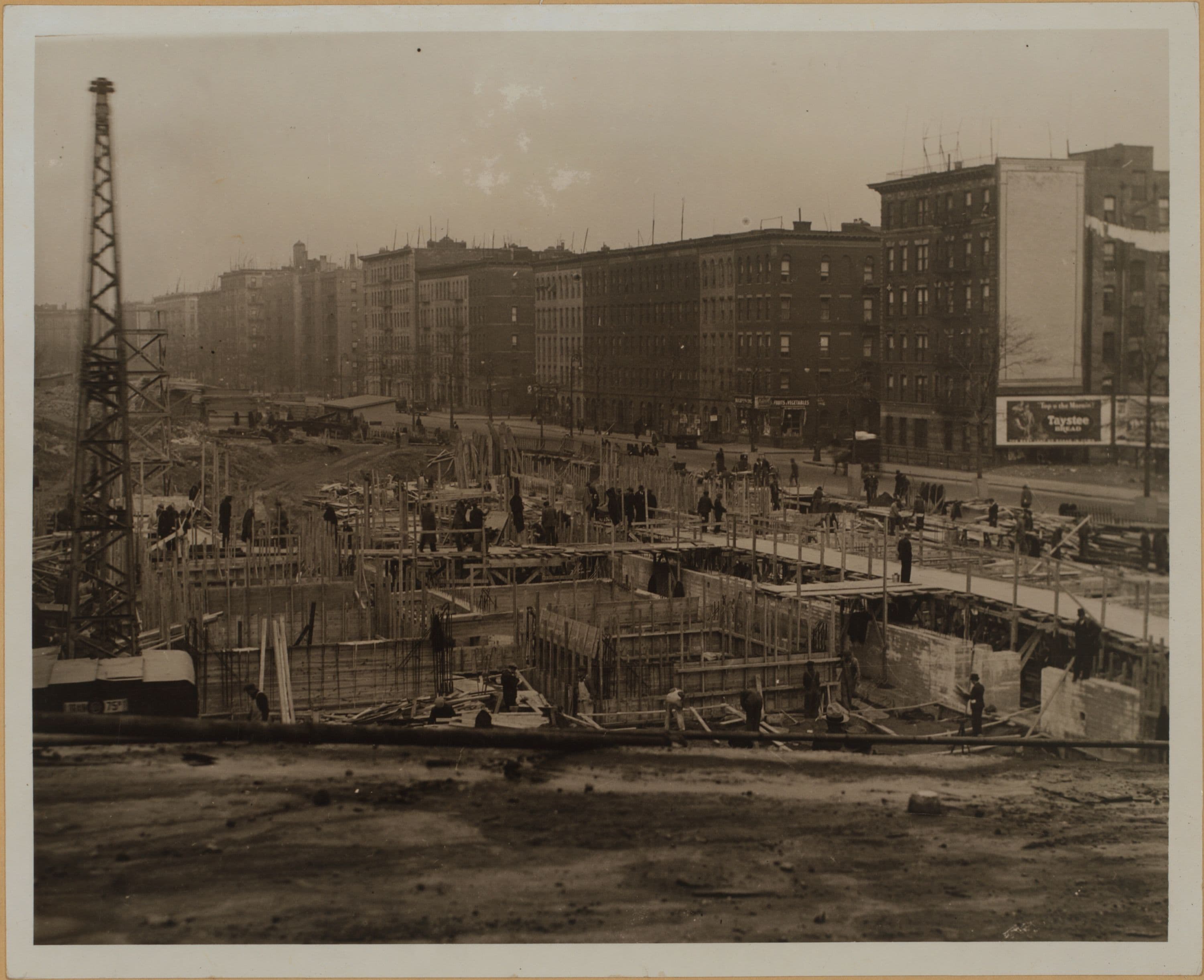 Manhattan: Colonial Park., 1937