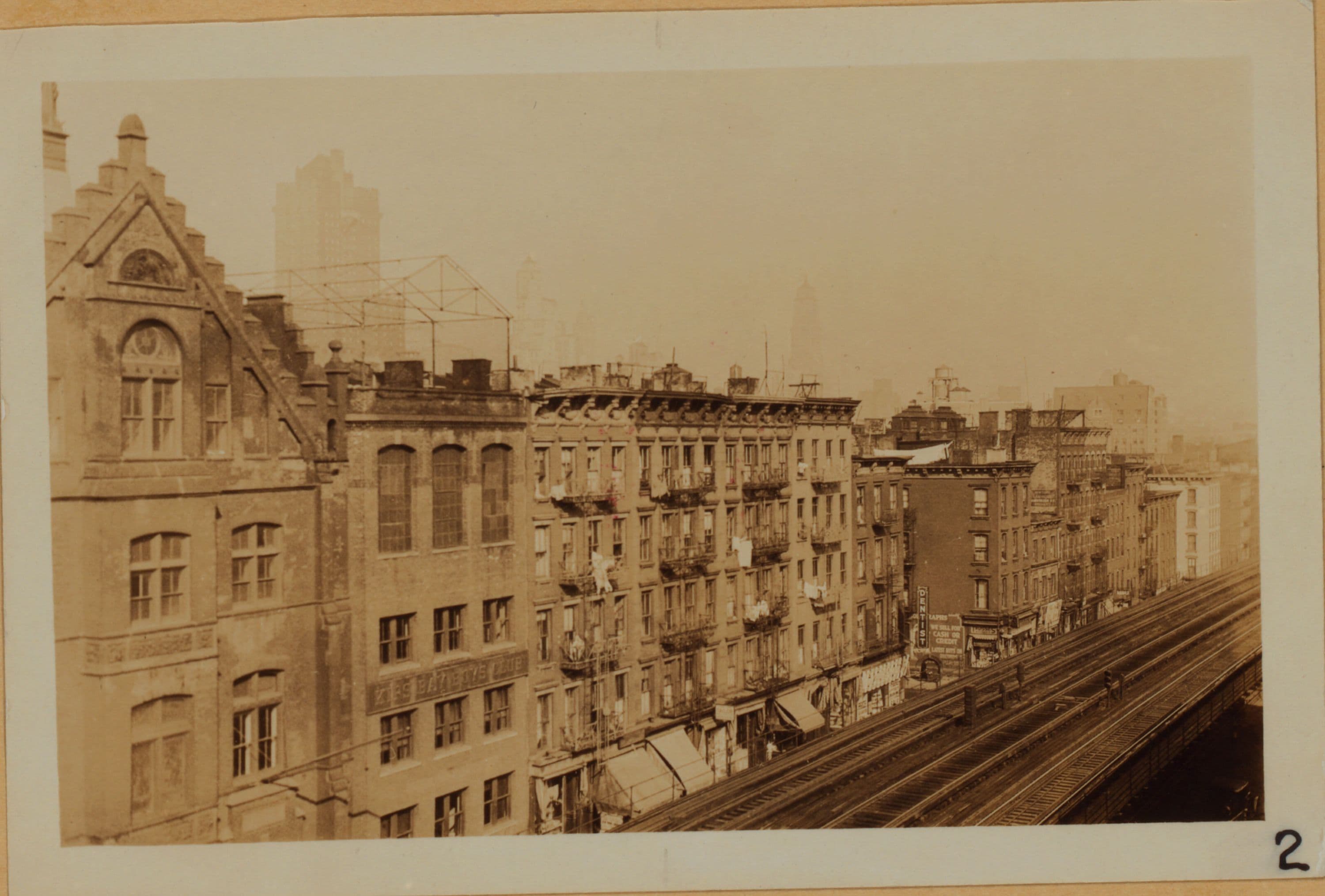 Manhattan: 2nd Ave. - 44th St.