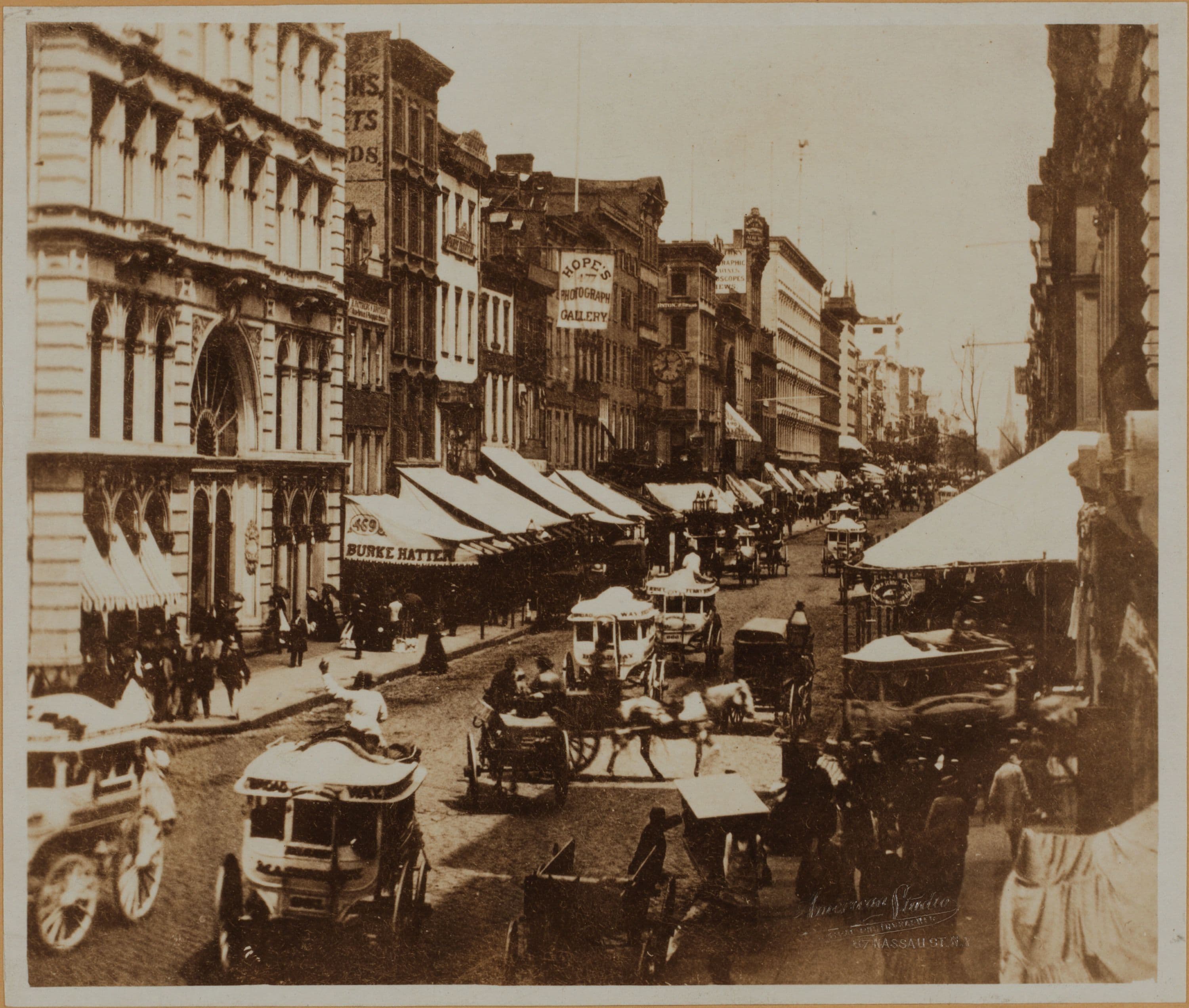 Manhattan: Broadway - Grand Street