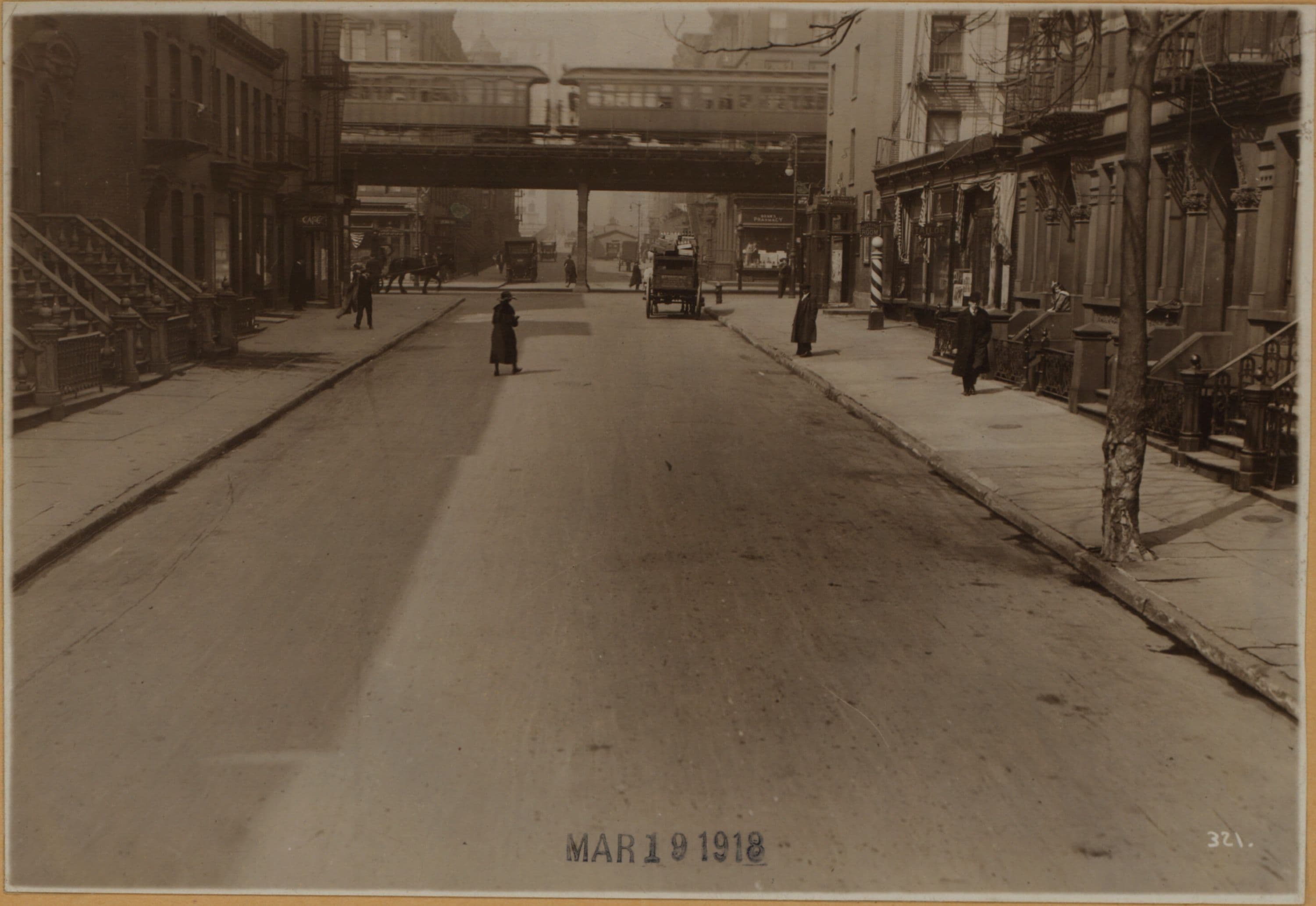 Manhattan: 48th Street - 2nd Avenue
