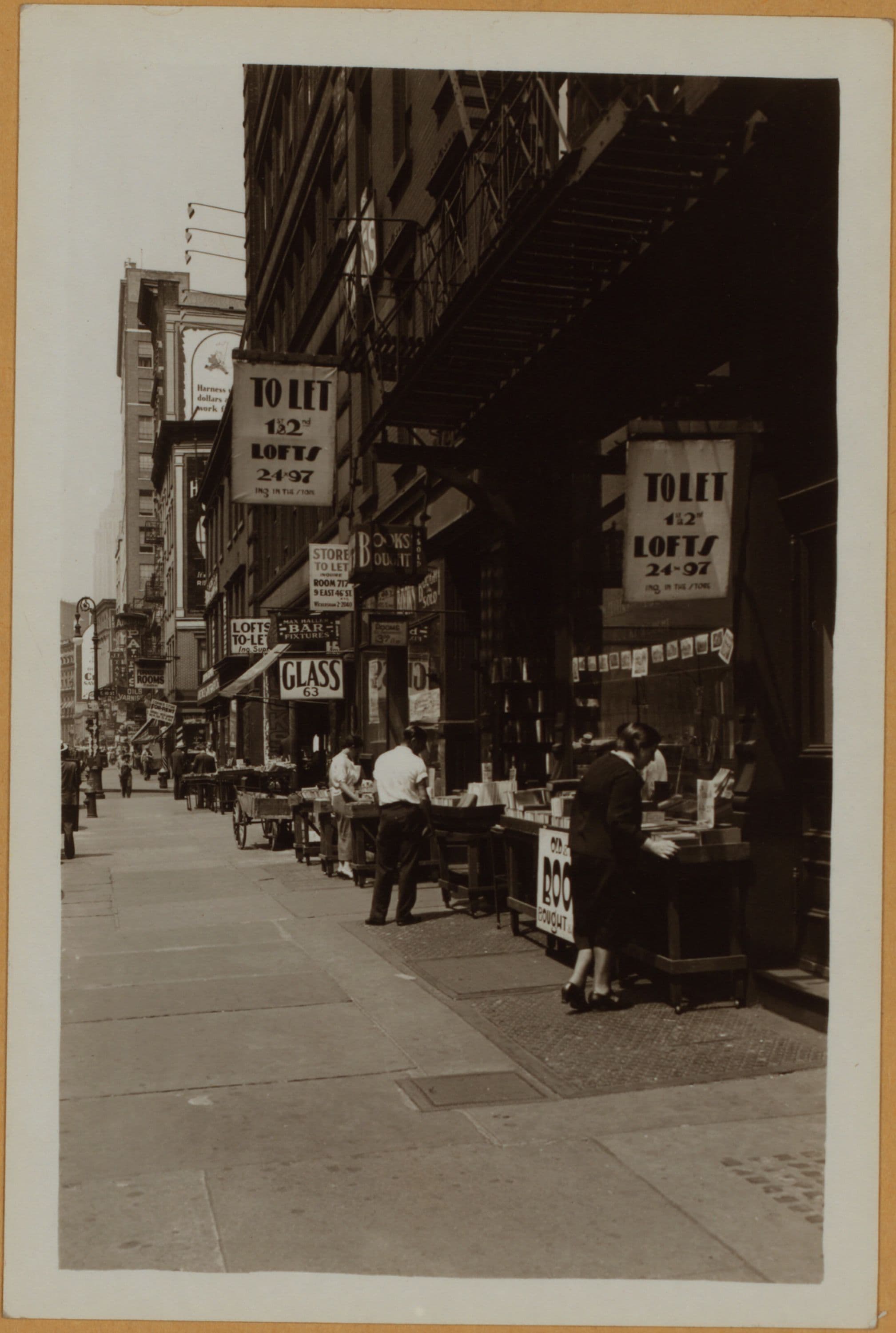 Manhattan: 4th Avenue - 9th Street (East)
