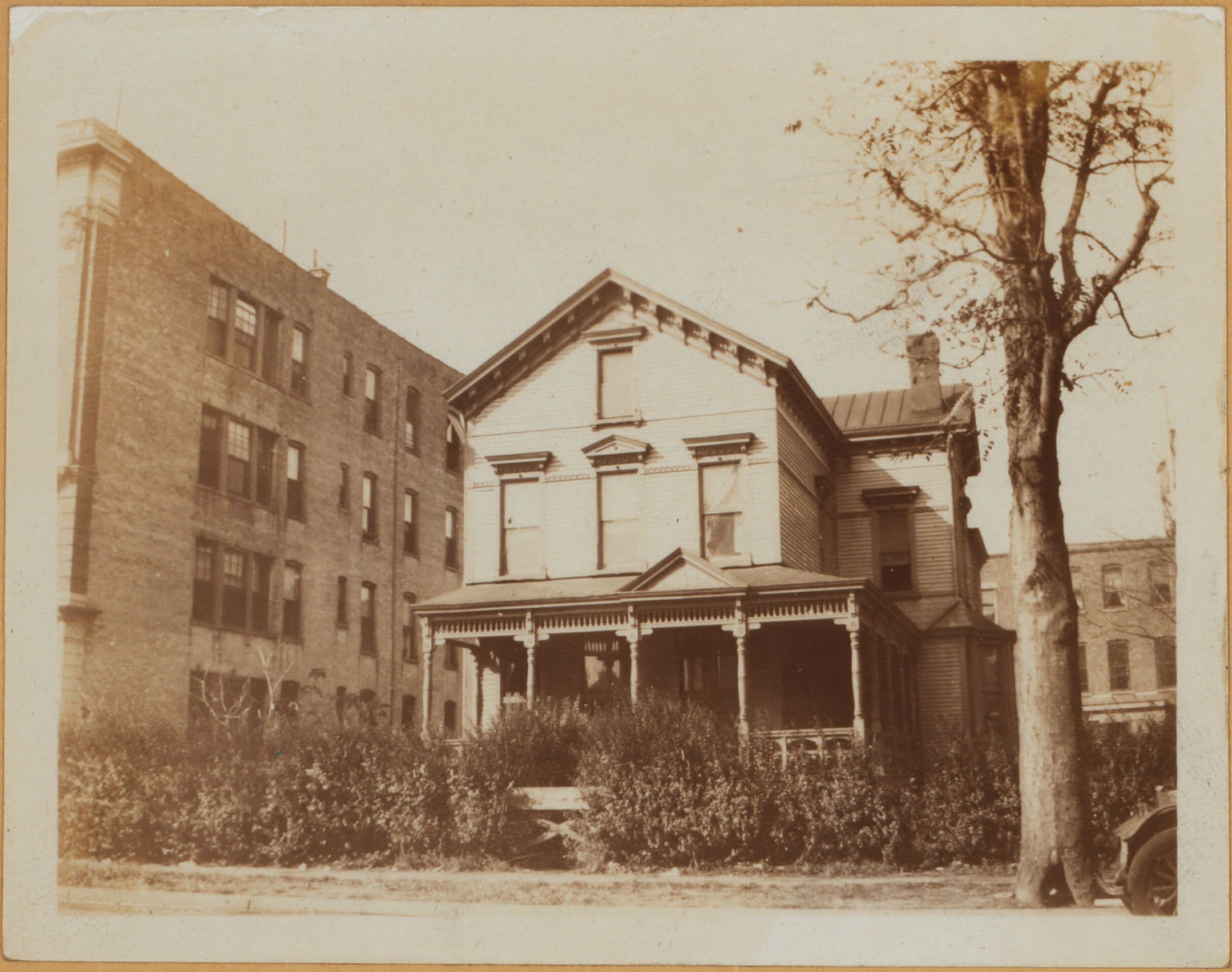 Brooklyn: Woodruff Ave. - Kenmore Pl.