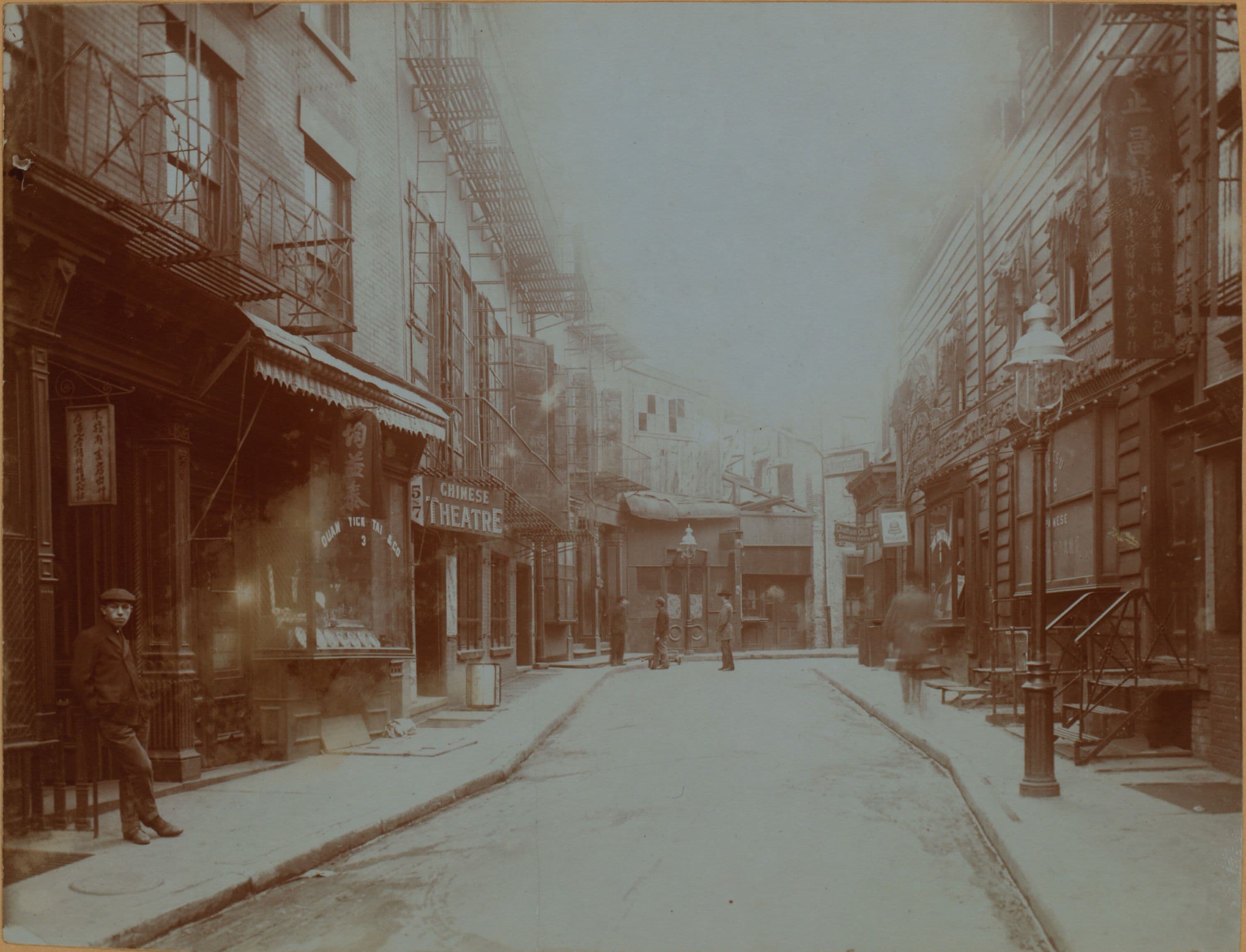 Manhattan: Downing Street - Doyers Street