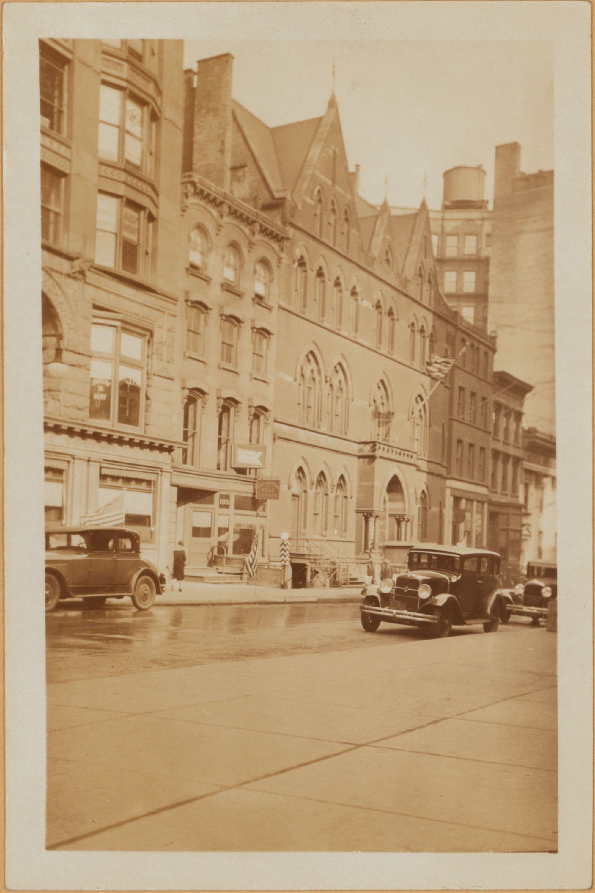 Brooklyn: Montague Street - Clinton Street