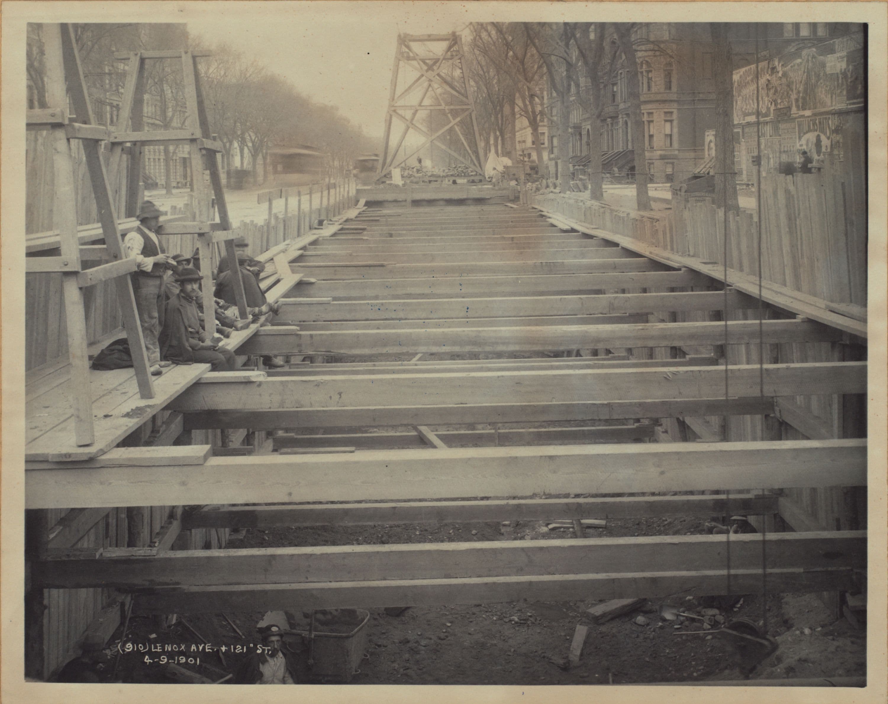 Manhattan: Lenox Avenue - 121st Street