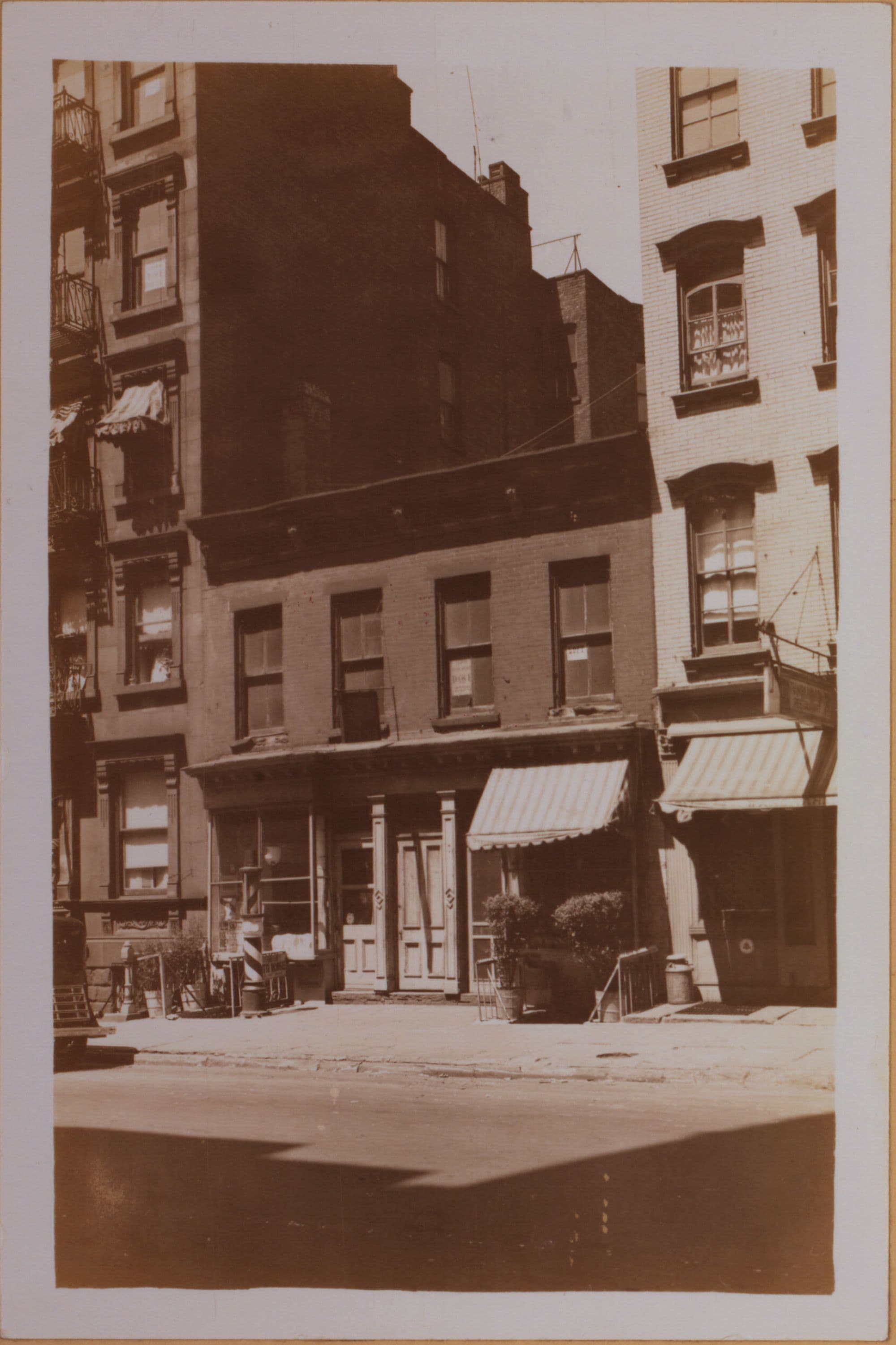 Manhattan: 41st Street - 8th Avenue, 1933