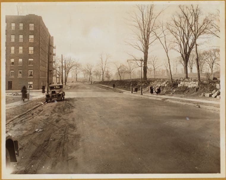 Bronx: Gun Hill Road (East) - Jerome Avenue