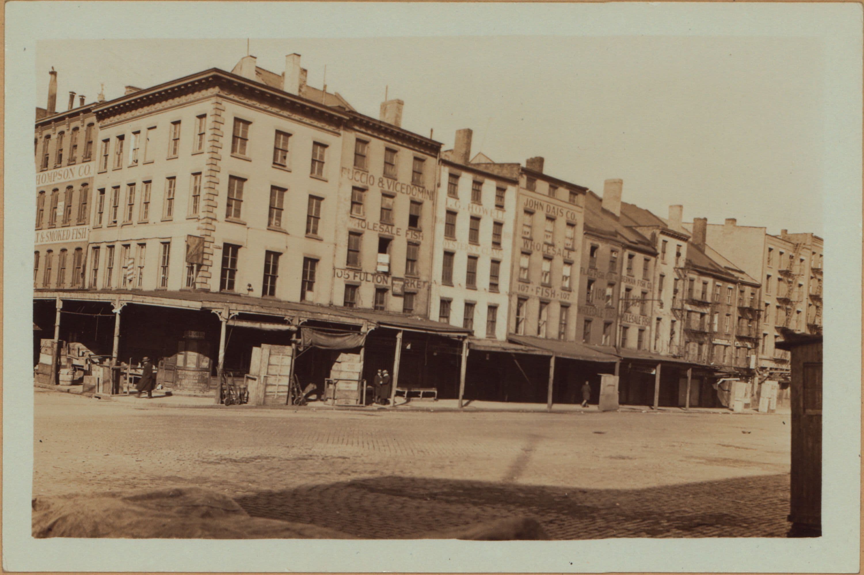 Manhattan: South Street - Beekman Street