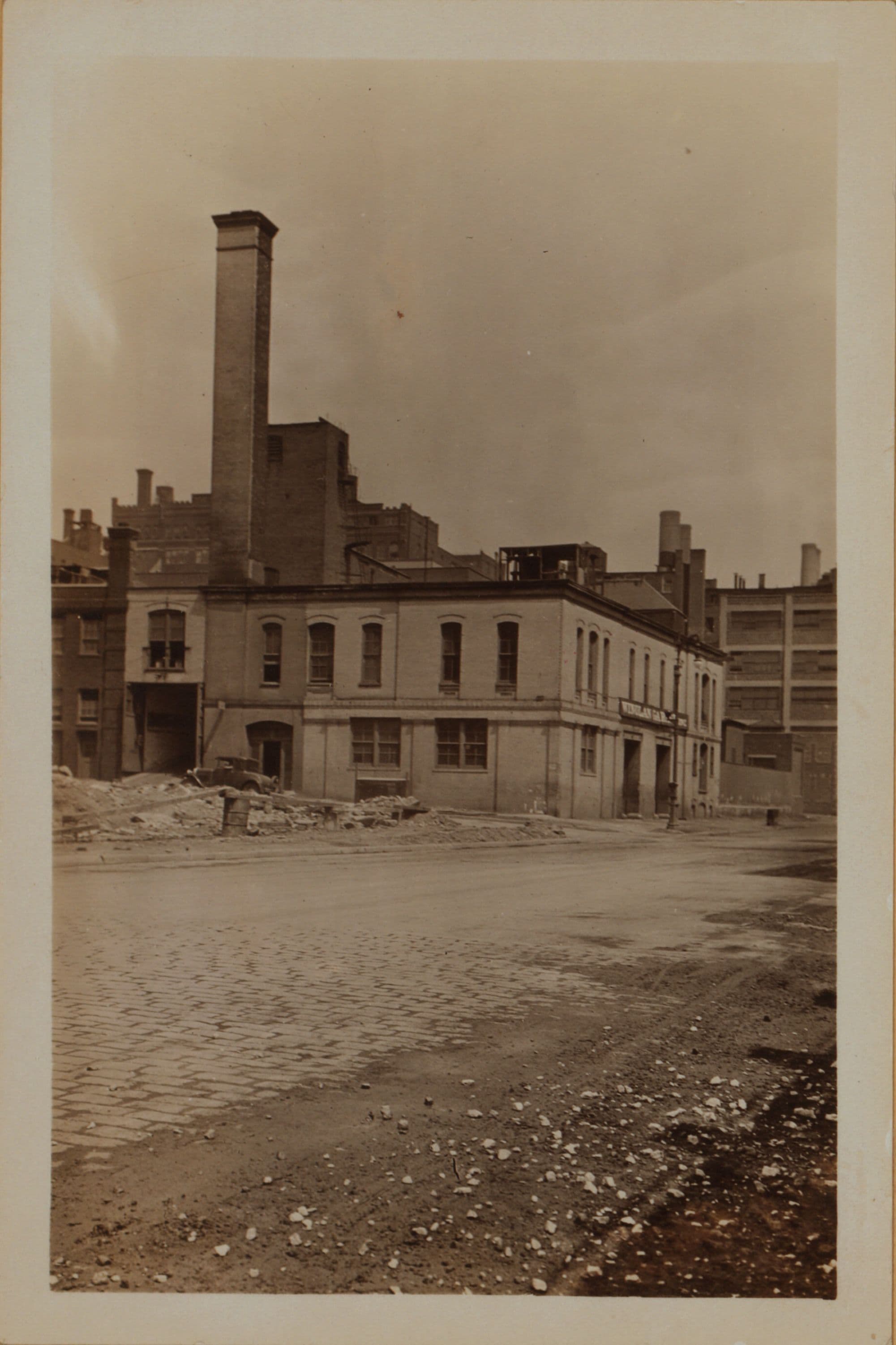 Manhattan: 70th Street (East) - Marie Curie Avenue