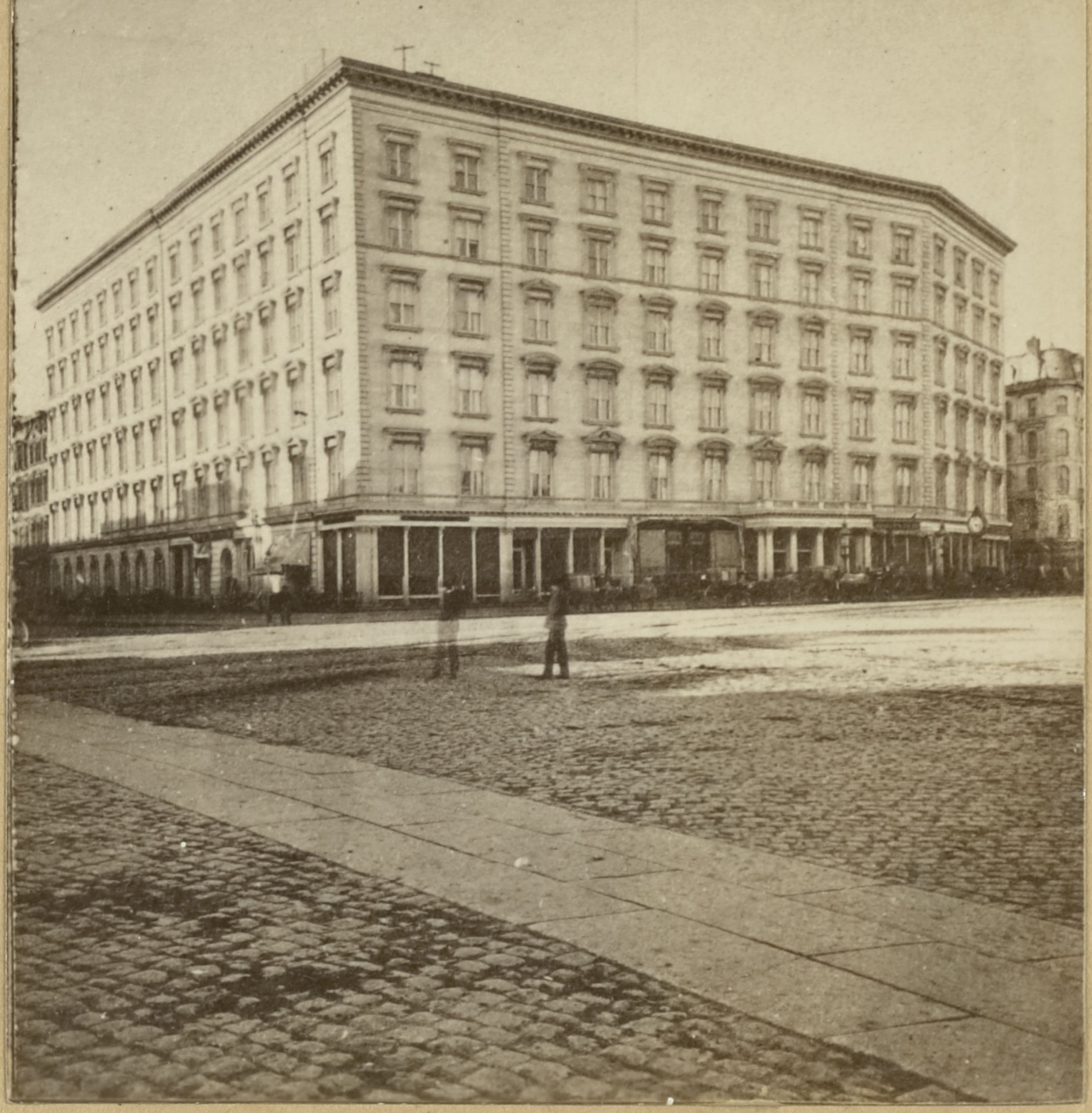 Manhattan: 5th Avenue - 23rd Street (West)