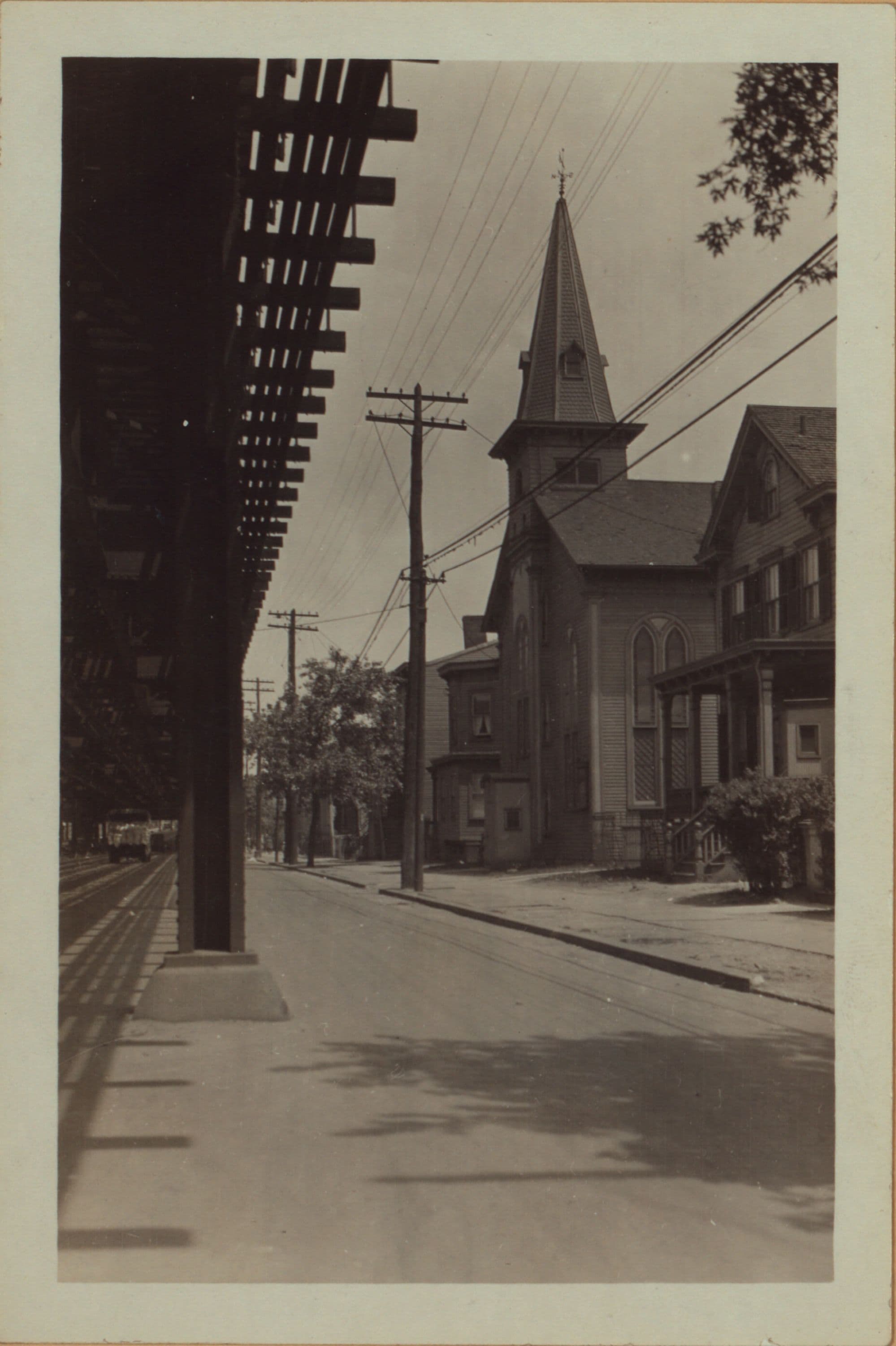Queens: 31st Street - 30th Drive