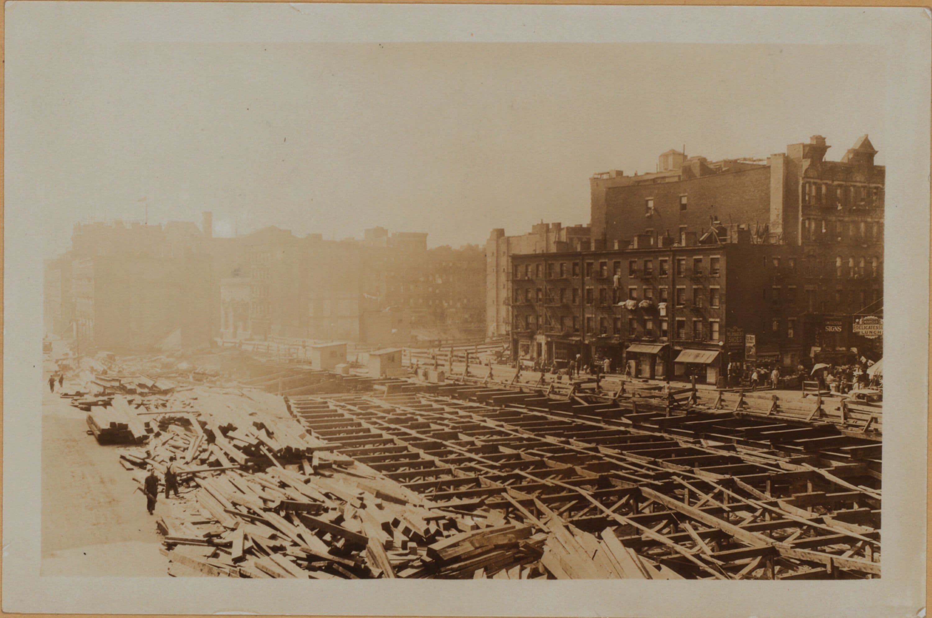 Manhattan: Houston Street (East) - Allen Street