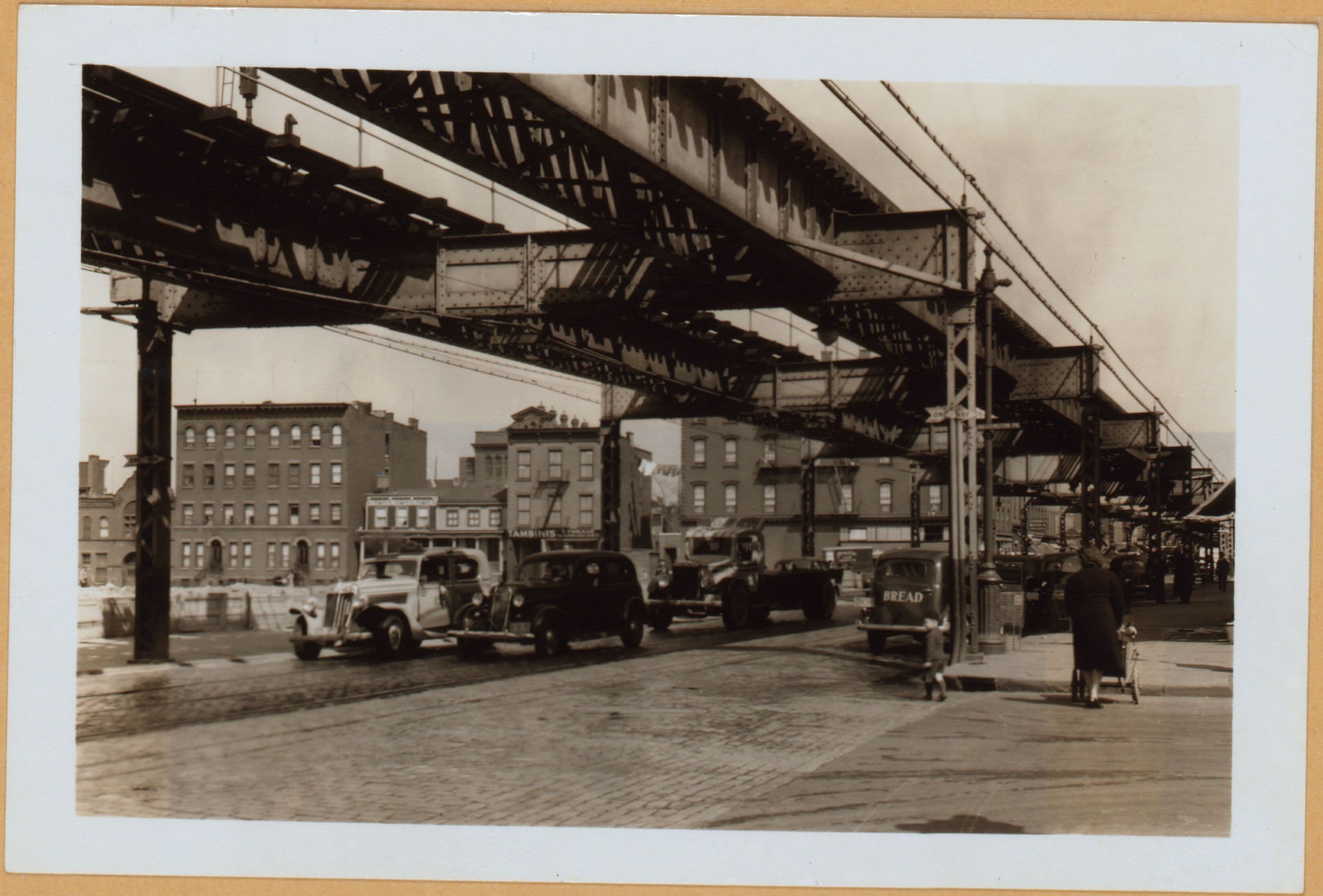 Brooklyn: Myrtle Avenue - Oxford Street (North)