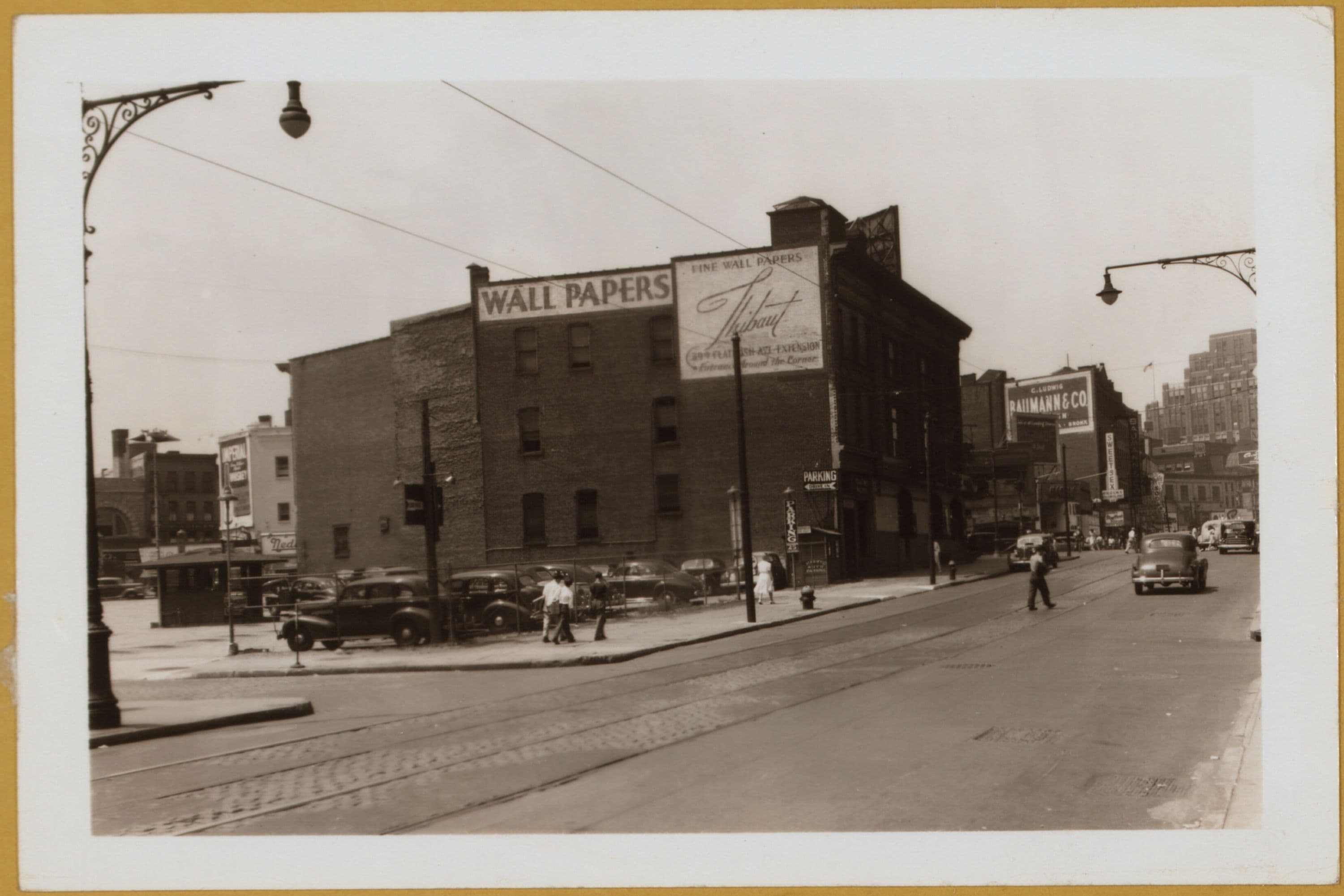 Brooklyn: Hudson Avenue - DeKalb Avenue